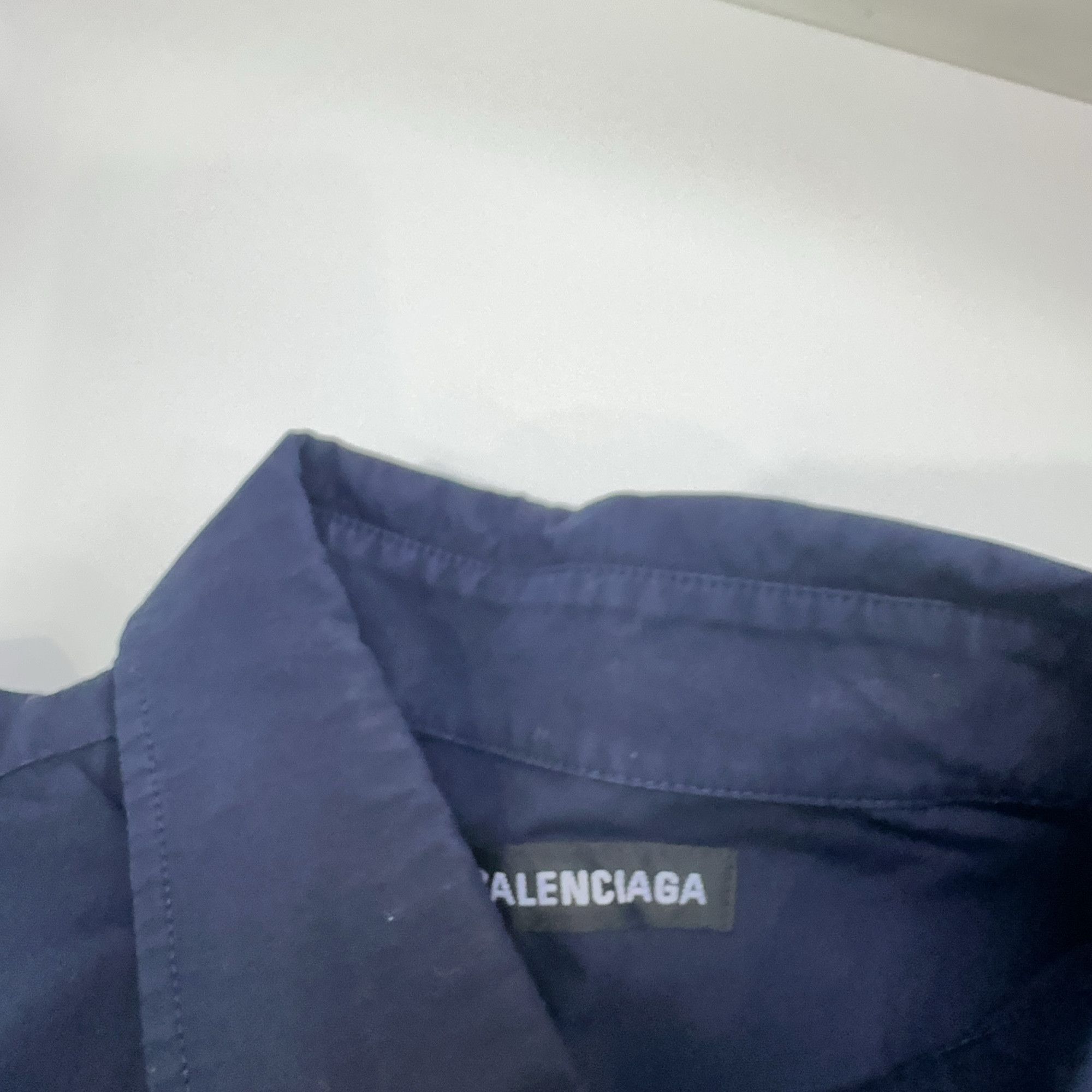 Balenciaga Balenciaga Logo Print Button Up Shirt Size 38 Size US S / EU 44-46 / 1 - 6 Thumbnail