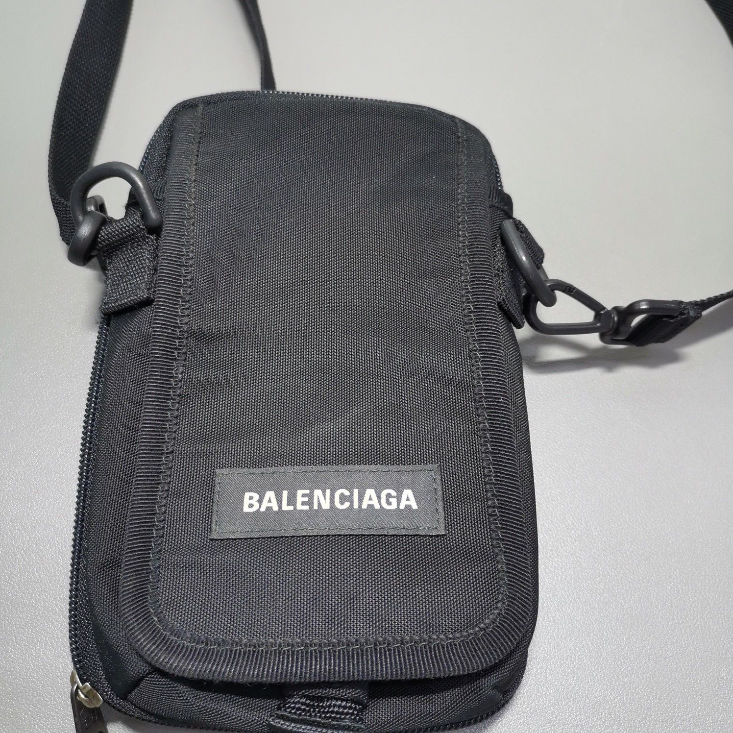 Balenciaga Balenciaga Nylon Crossbody Phone Bag Black Size ONE SIZE - 6 Thumbnail