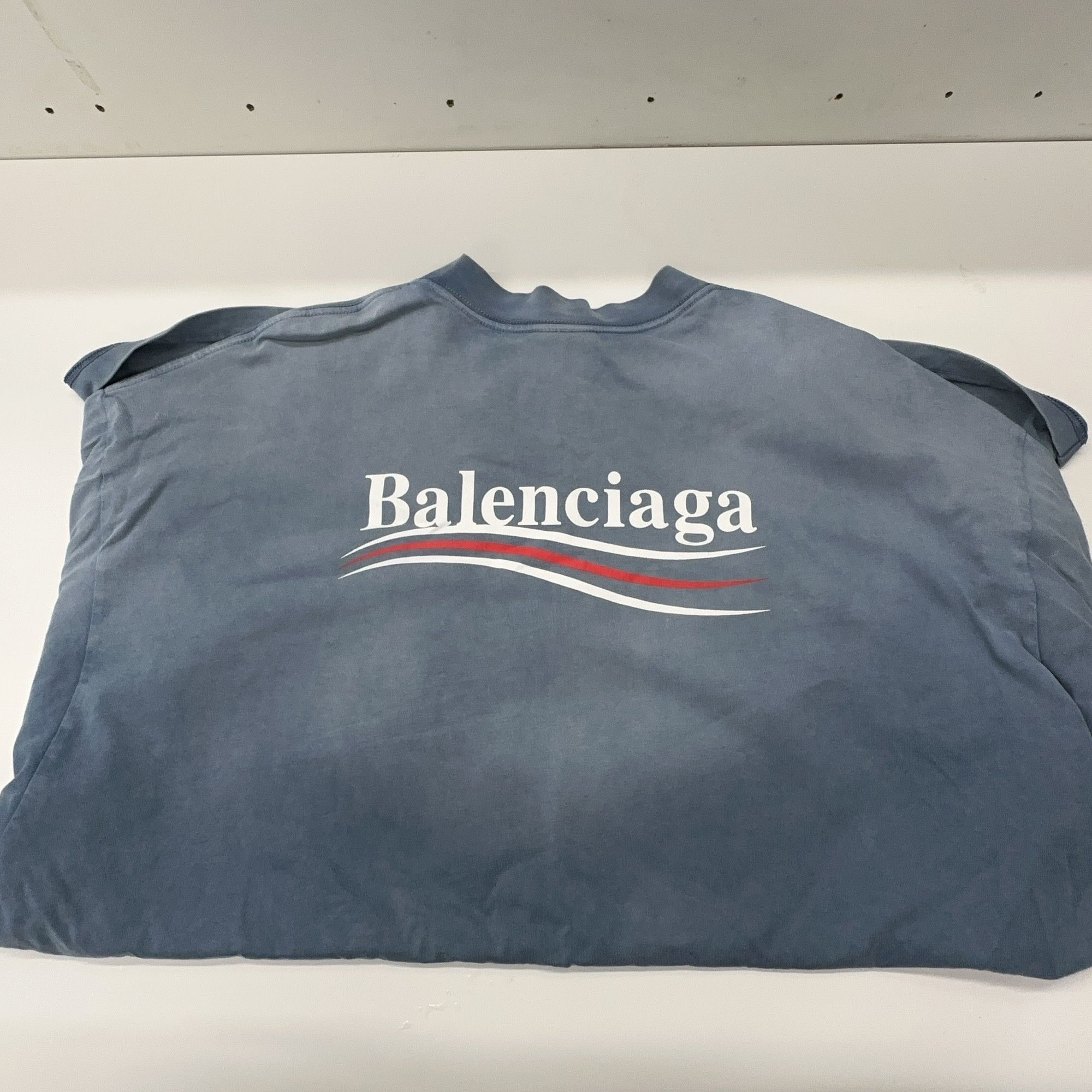 Balenciaga Balenciaga Wave Logo Short Sleeve T-Shirt Size XXL Size US XXL / EU 58 / 5 - 7 Thumbnail