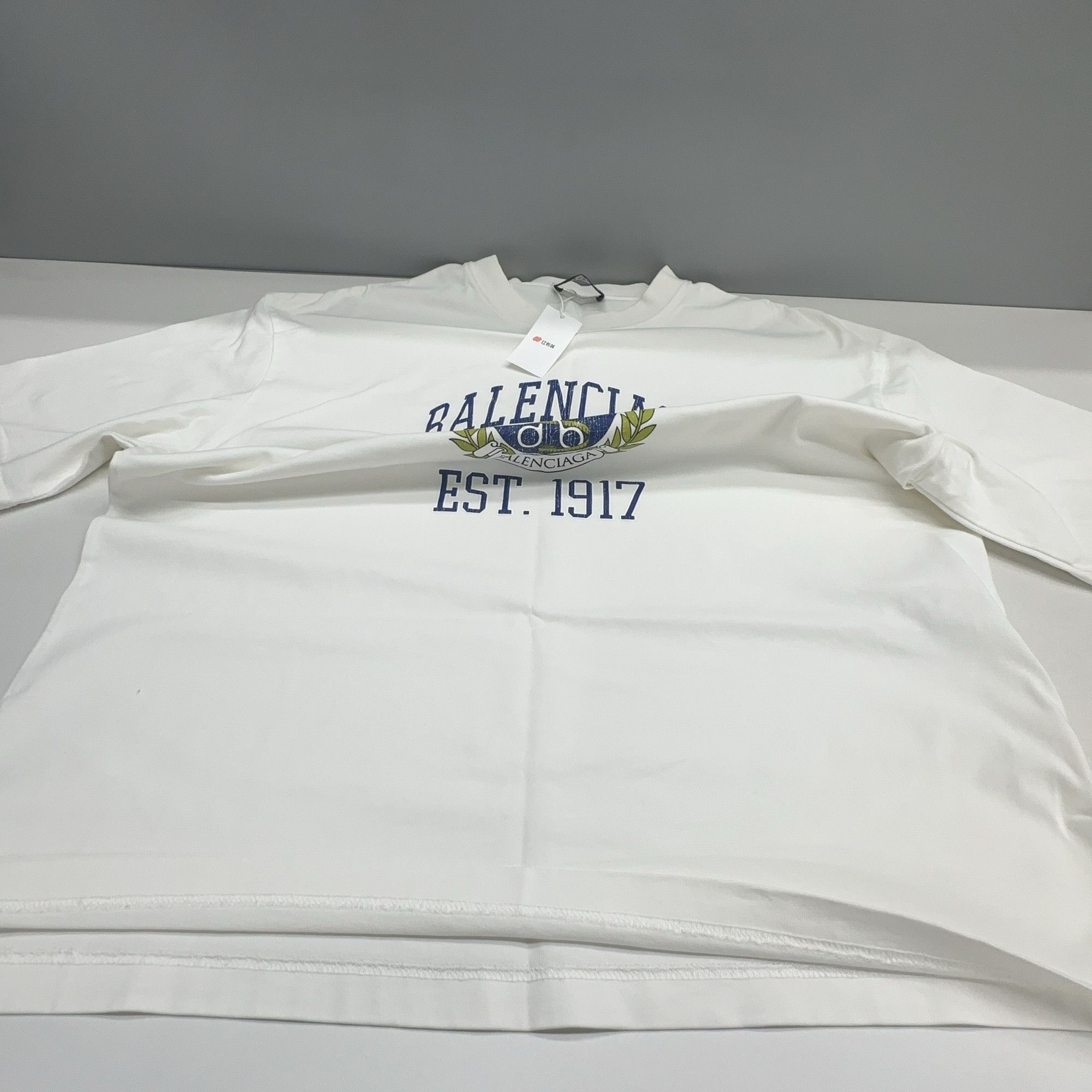 Balenciaga Balenciaga Logo T-Shirt Size S Size US S / EU 44-46 / 1 - 6 Thumbnail