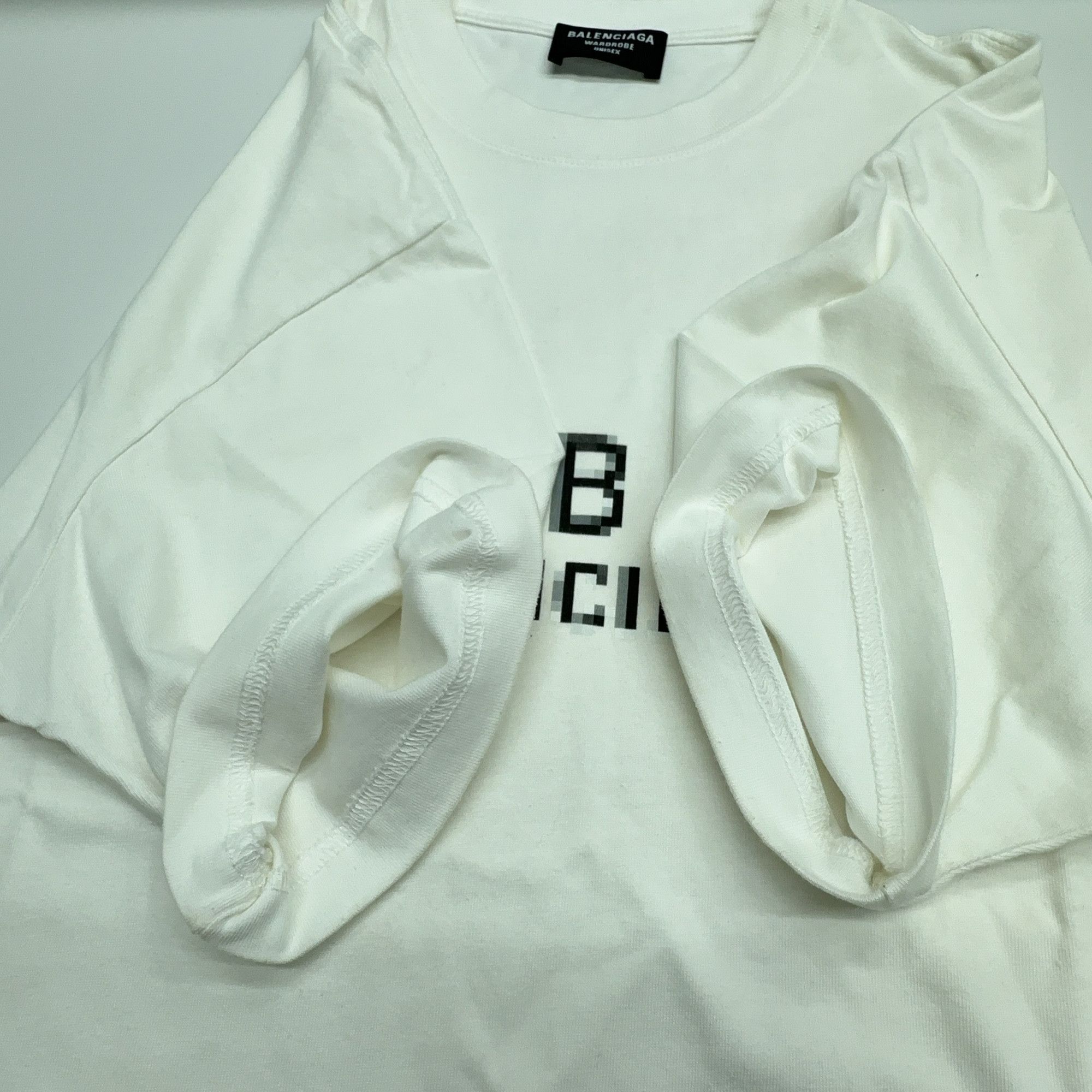 Balenciaga Balenciaga Pixel Logo T-Shirt Size XXS Size US XXS / EU 40 - 6 Thumbnail