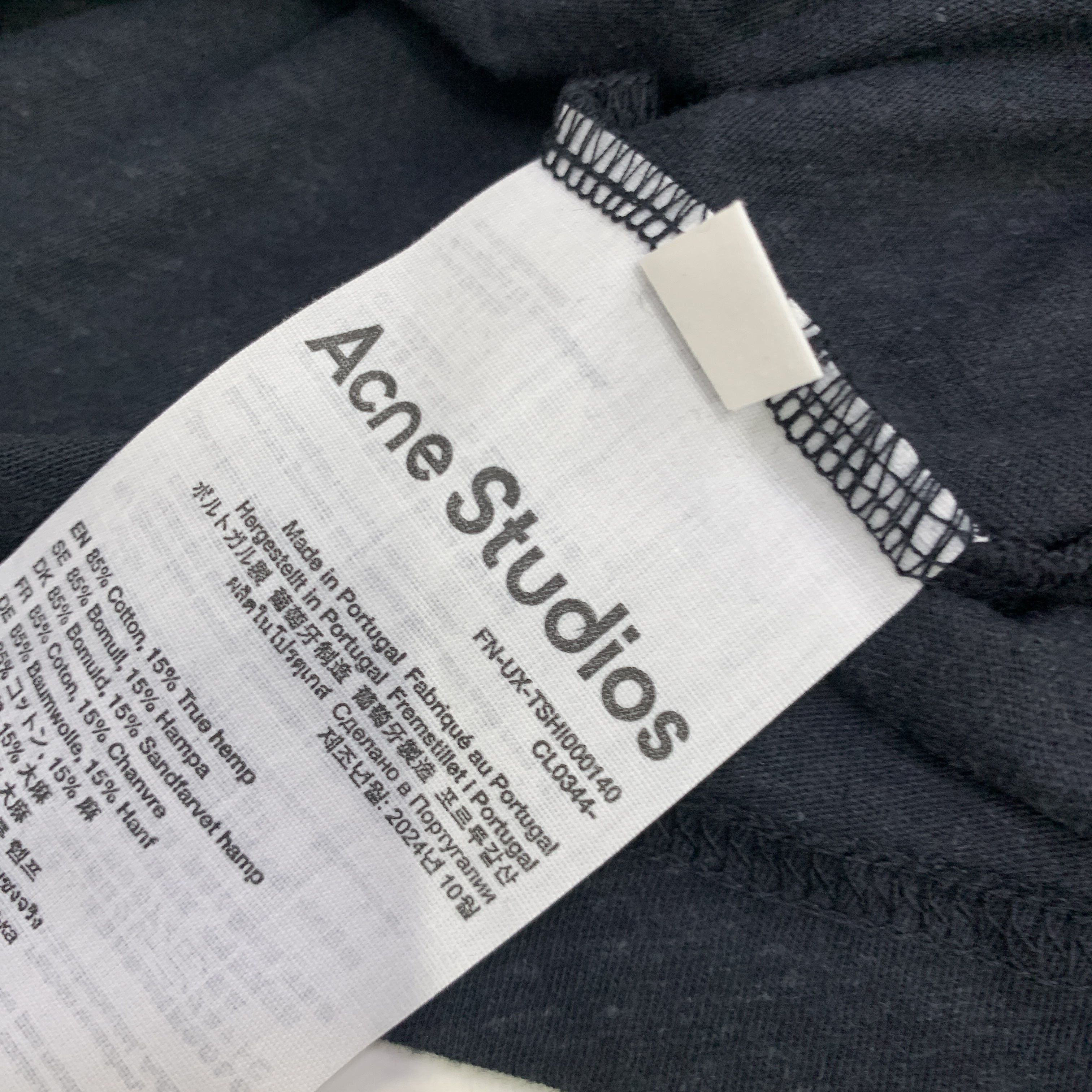 Acne Studios Acne Studios Heart Print T-Shirt Size M Size US M / EU 48-50 / 2 - 3 Thumbnail