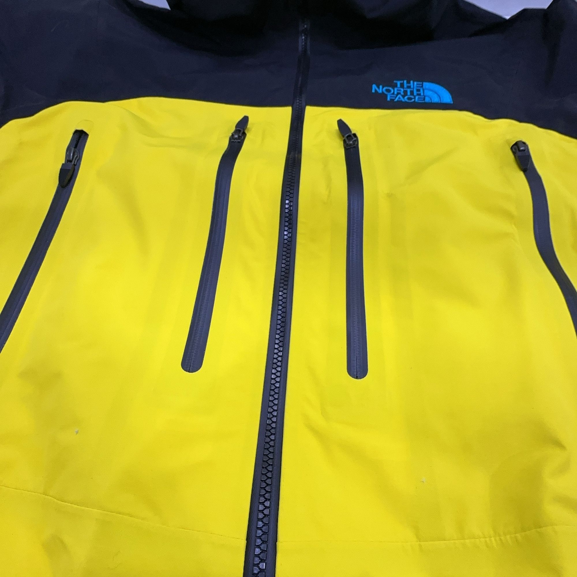 Supreme × The North Face Supreme x The North Face Taped Seam Jacket Size M Size US M / EU 48-50 / 2 - 6 Thumbnail