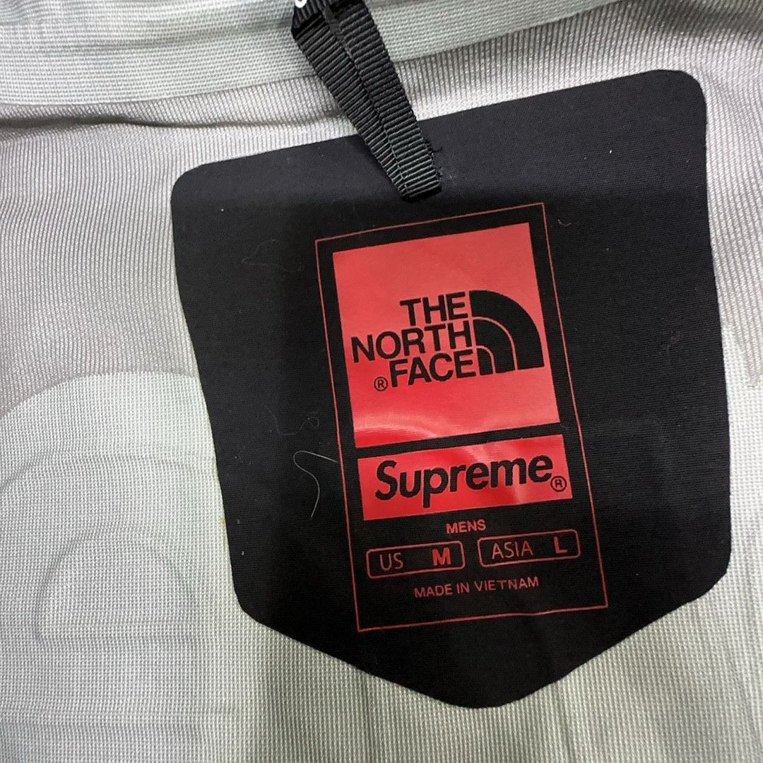 Supreme × The North Face Supreme x The North Face Taped Seam Jacket Size M Size US M / EU 48-50 / 2 - 3 Thumbnail