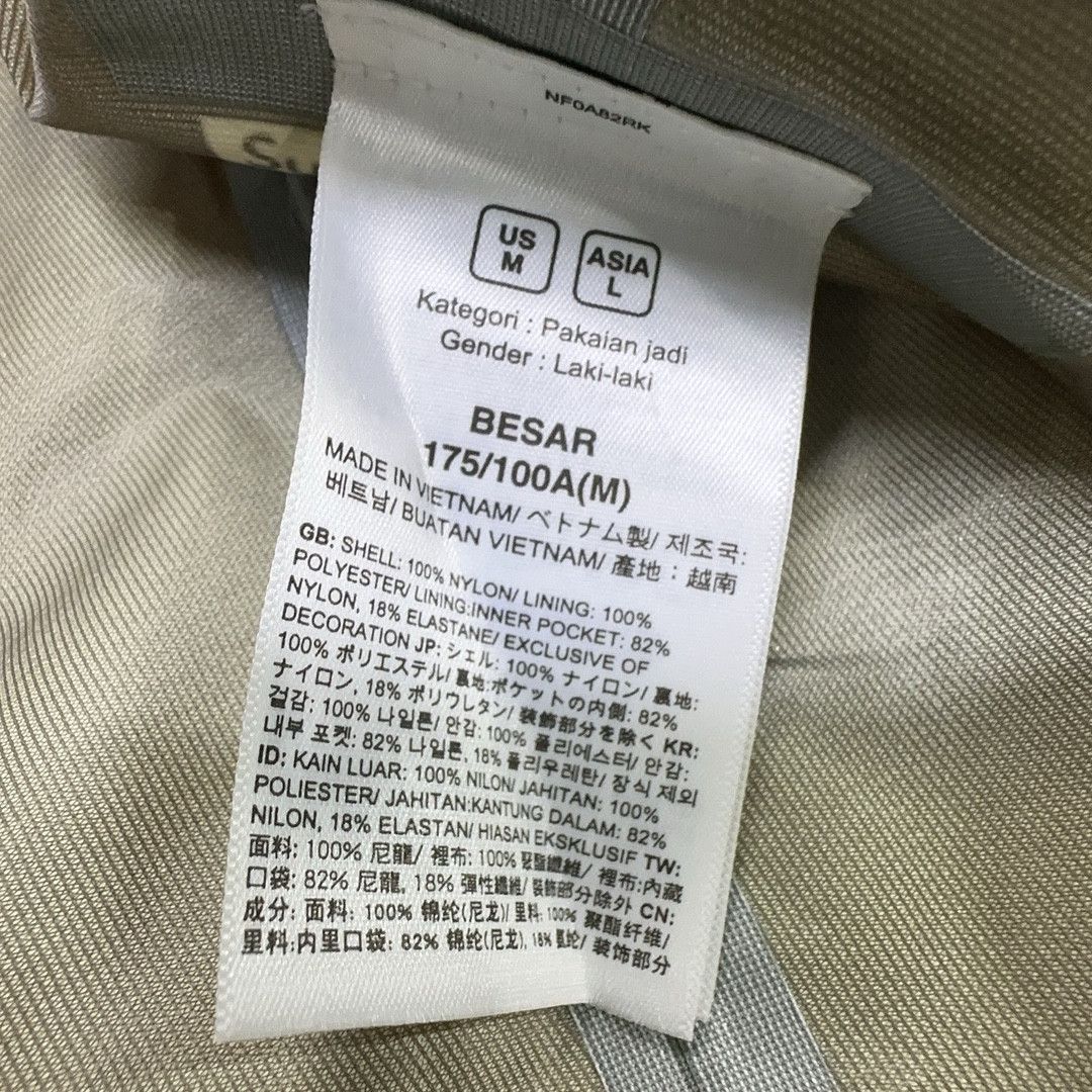 Supreme × The North Face Supreme x The North Face Taped Seam Jacket Size M Size US M / EU 48-50 / 2 - 4 Thumbnail