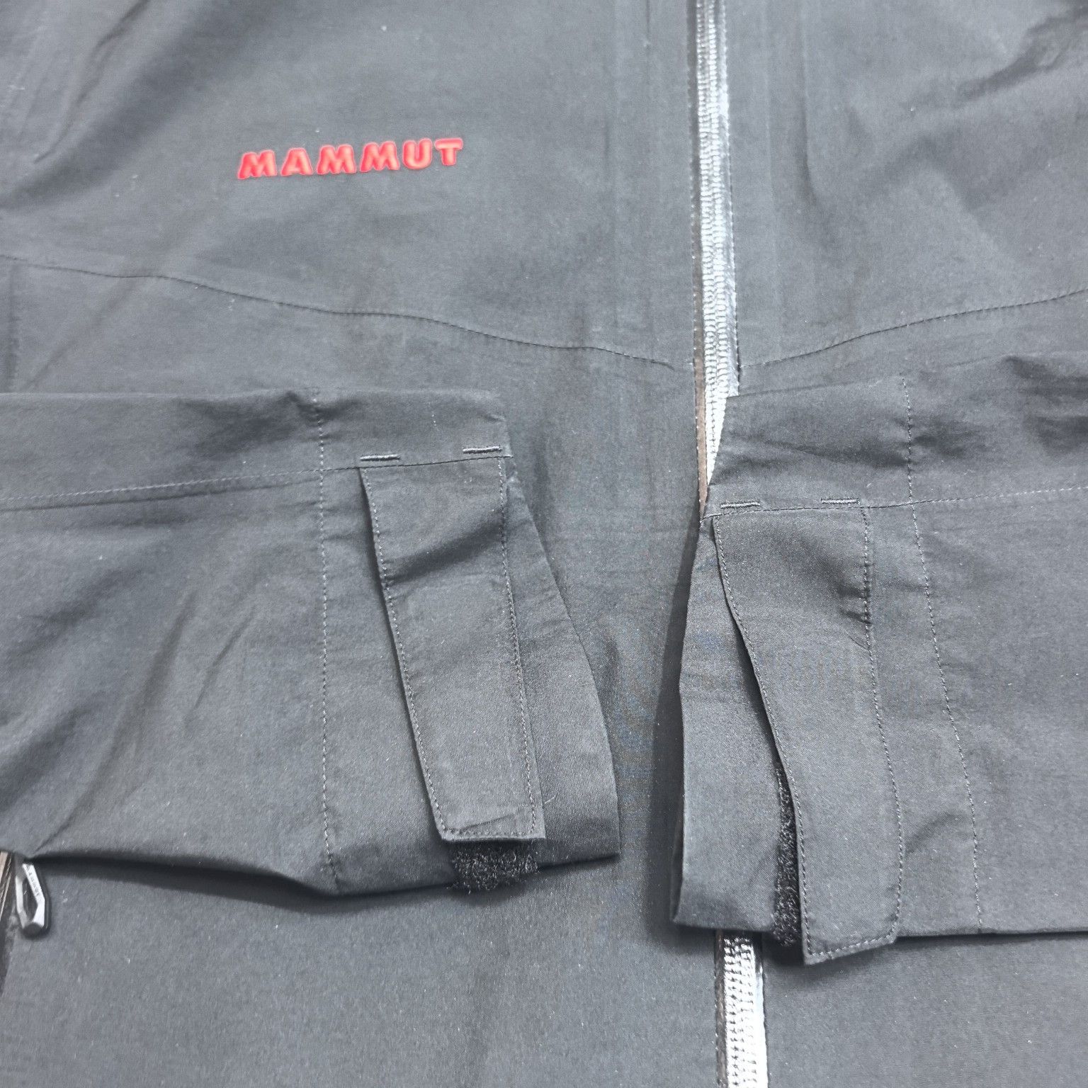 Mammut Mammut Convey Tour GTX Hardshell Jacket Size M Size US M / EU 48-50 / 2 - 15 Thumbnail