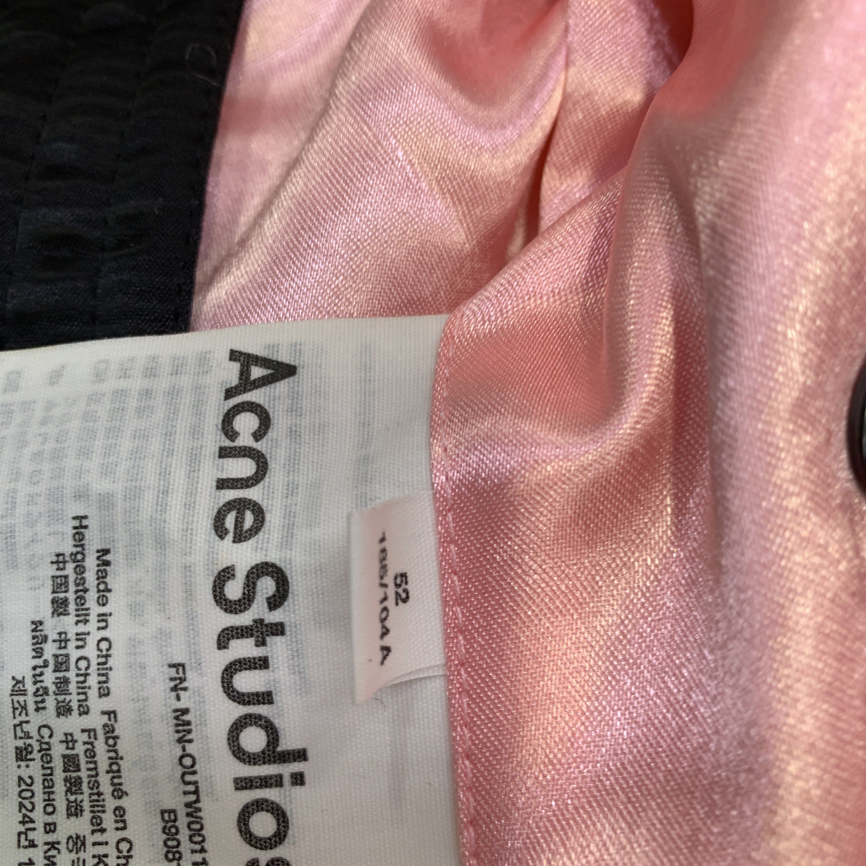 Acne Studios Acne Studios Logo Embroidered Bomber Jacket Size L Size US L / EU 52-54 / 3 - 3 Thumbnail