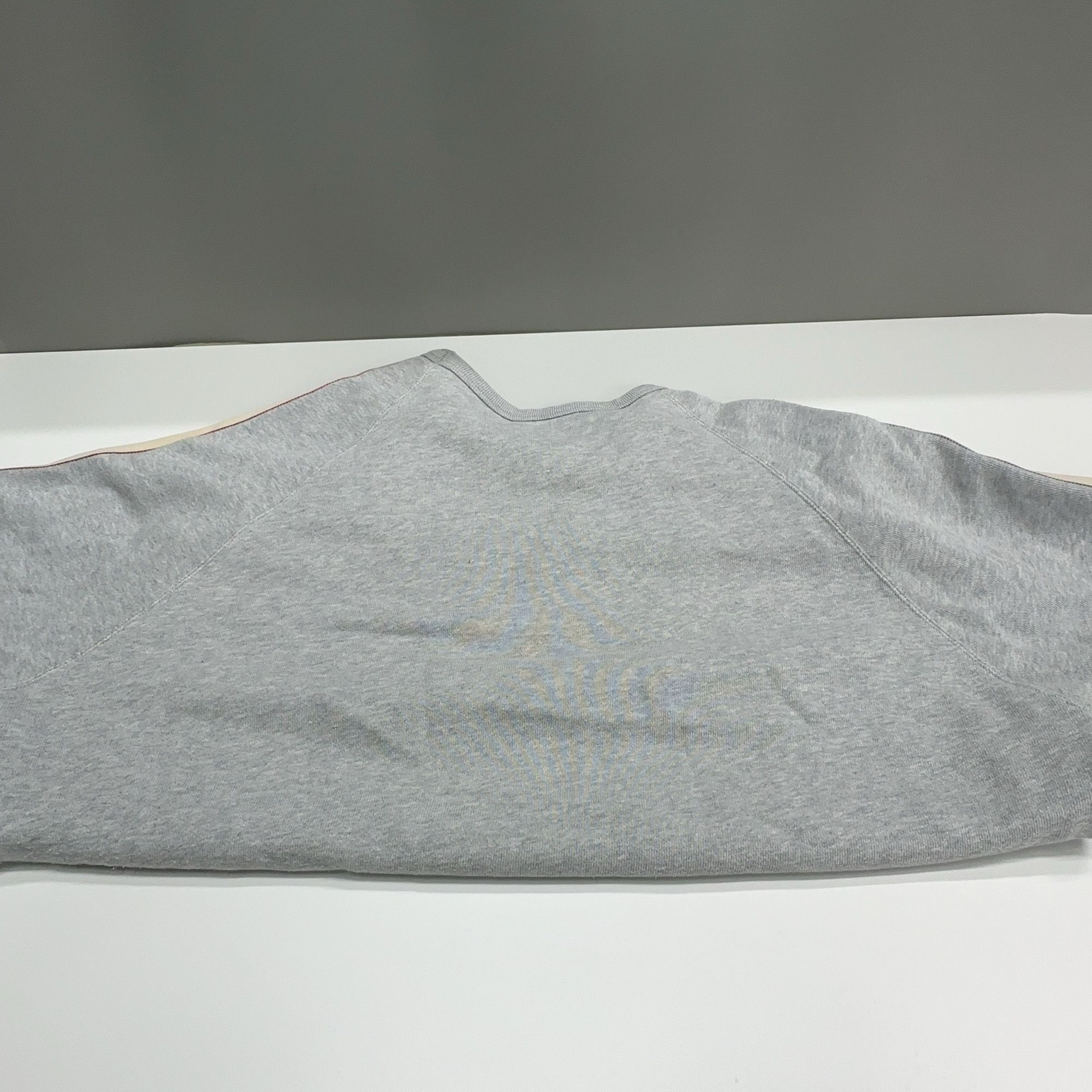 Gucci Gucci Logo Tape Crewneck Sweatshirt Size M Size US M / EU 48-50 / 2 - 15 Thumbnail