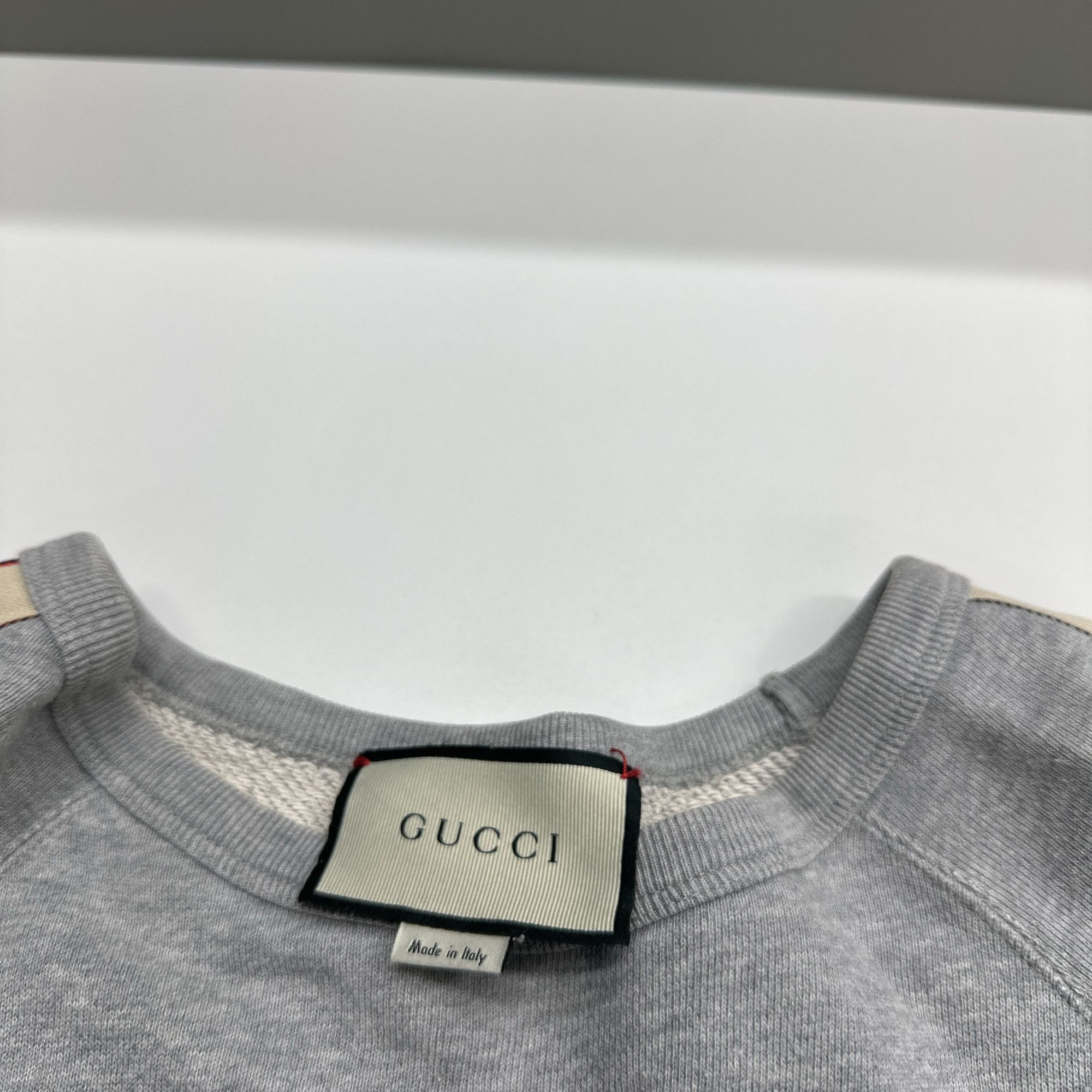 Gucci Gucci Logo Tape Crewneck Sweatshirt Size M Size US M / EU 48-50 / 2 - 3 Thumbnail