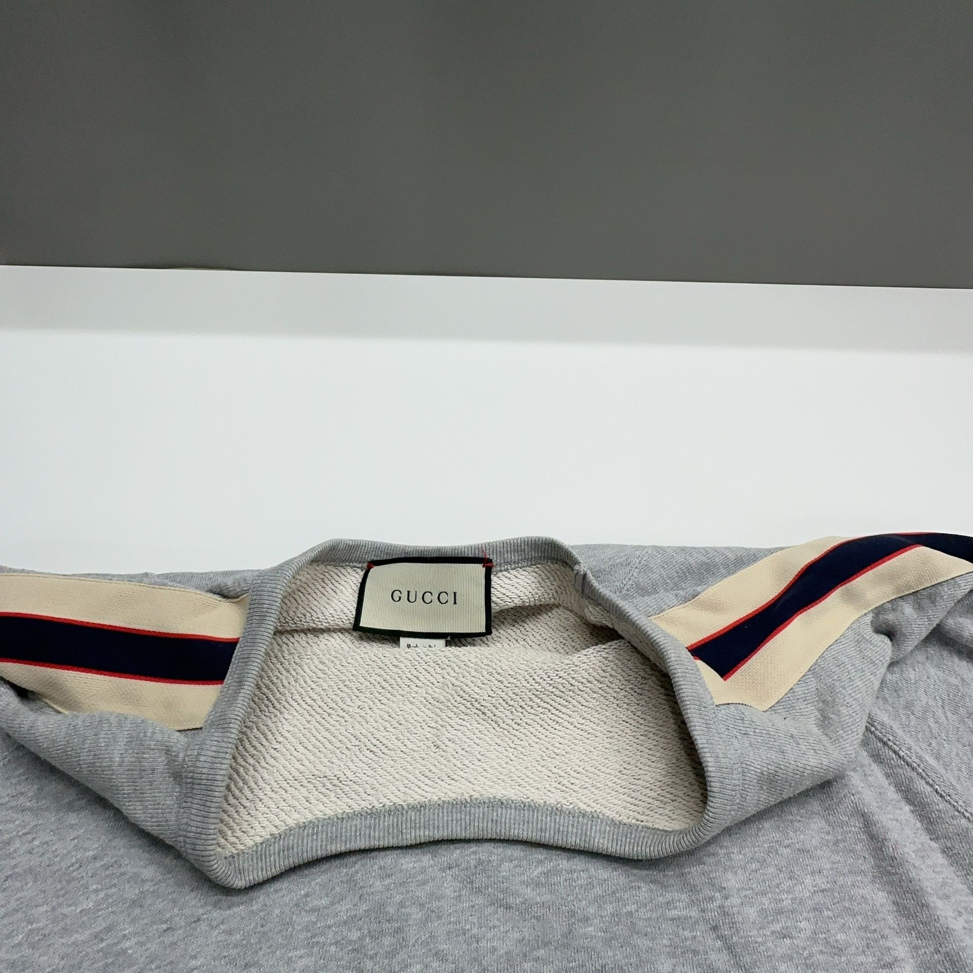 Gucci Gucci Logo Tape Crewneck Sweatshirt Size M Size US M / EU 48-50 / 2 - 7 Thumbnail