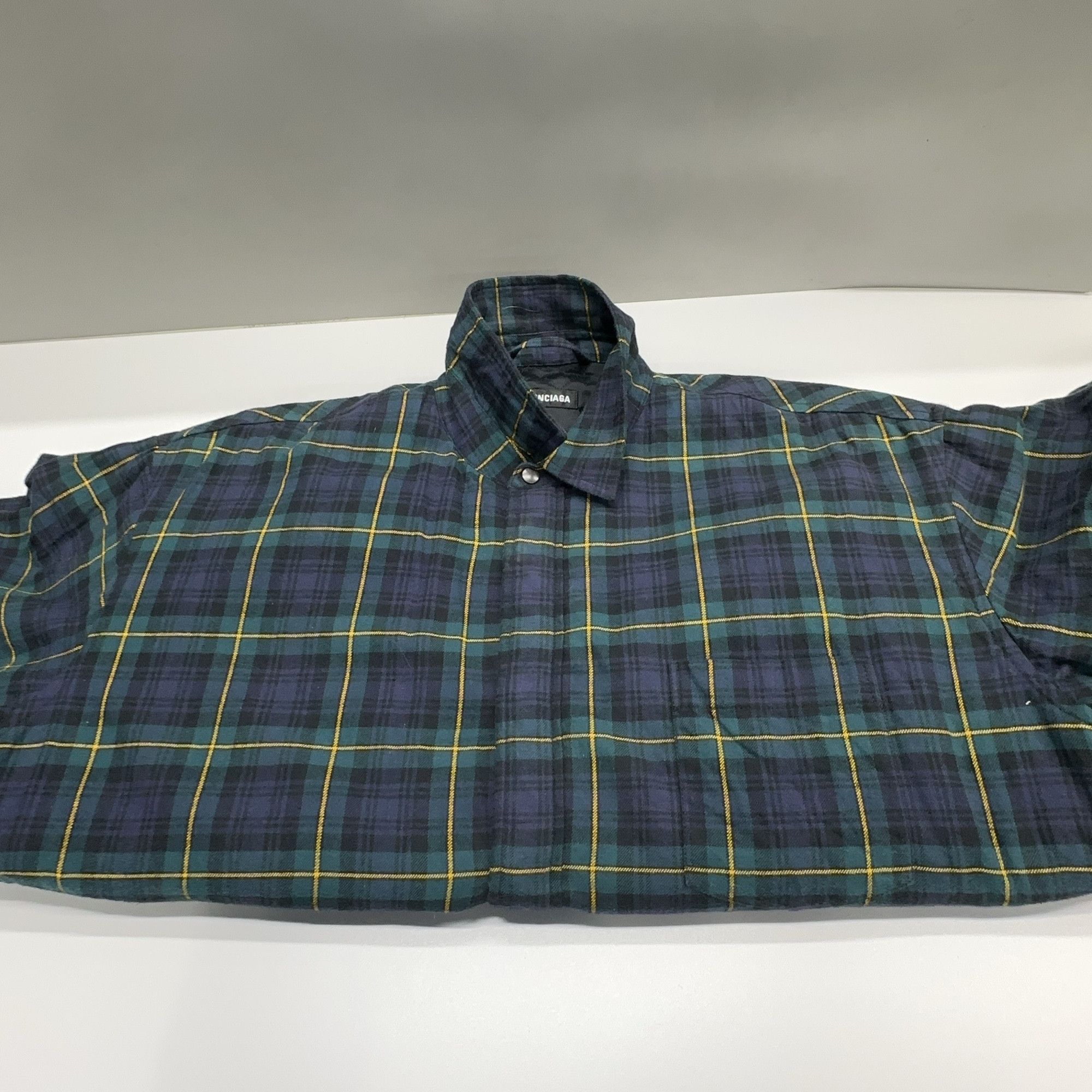 Balenciaga Balenciaga Plaid Flannel Button Up Shirt Size S Size US S / EU 44-46 / 1 - 6 Thumbnail