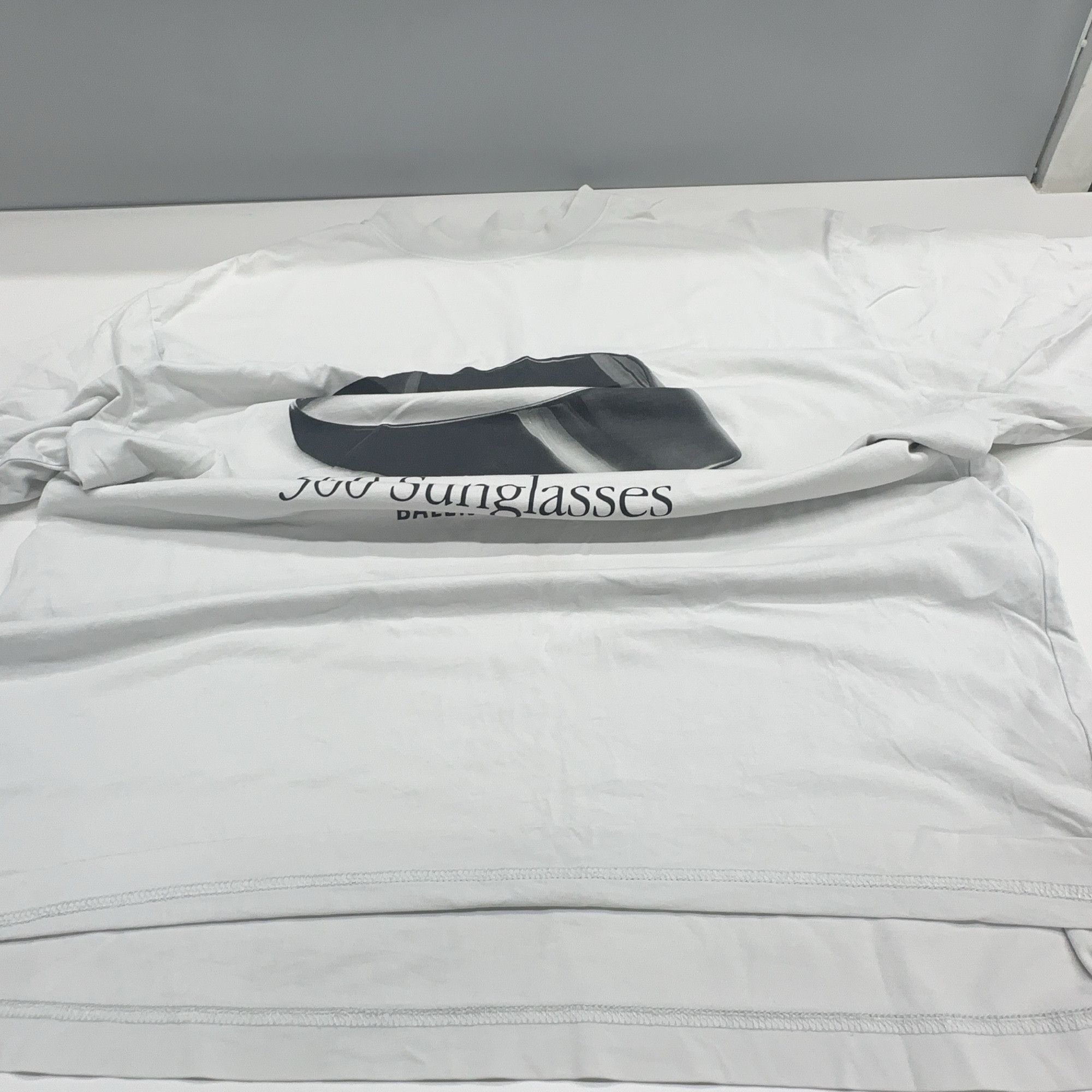 Balenciaga Balenciaga 360 Sunglasses Graphic T-Shirt Size S Size US S / EU 44-46 / 1 - 7 Thumbnail