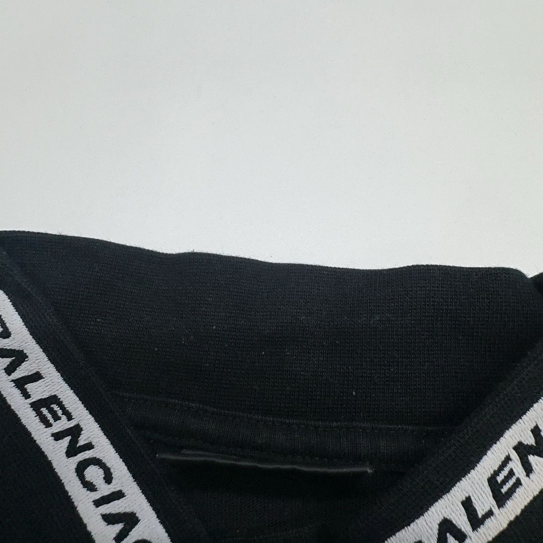 Balenciaga Balenciaga Multi Logo Print T-Shirt Size M Size US M / EU 48-50 / 2 - 5 Thumbnail