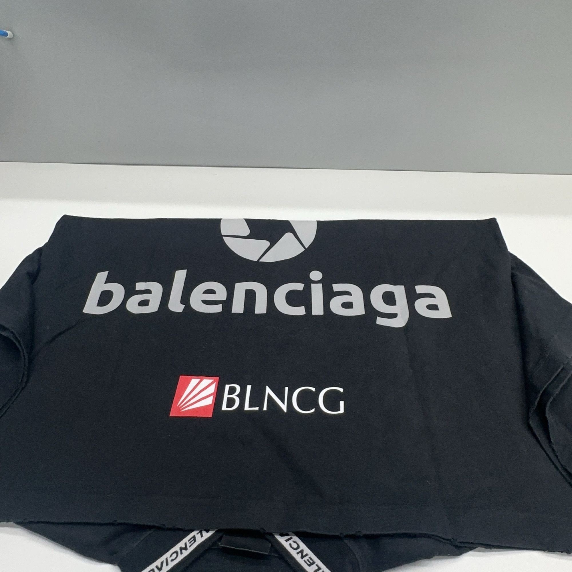 Balenciaga Balenciaga Multi Logo Print T-Shirt Size M Size US M / EU 48-50 / 2 - 13 Thumbnail