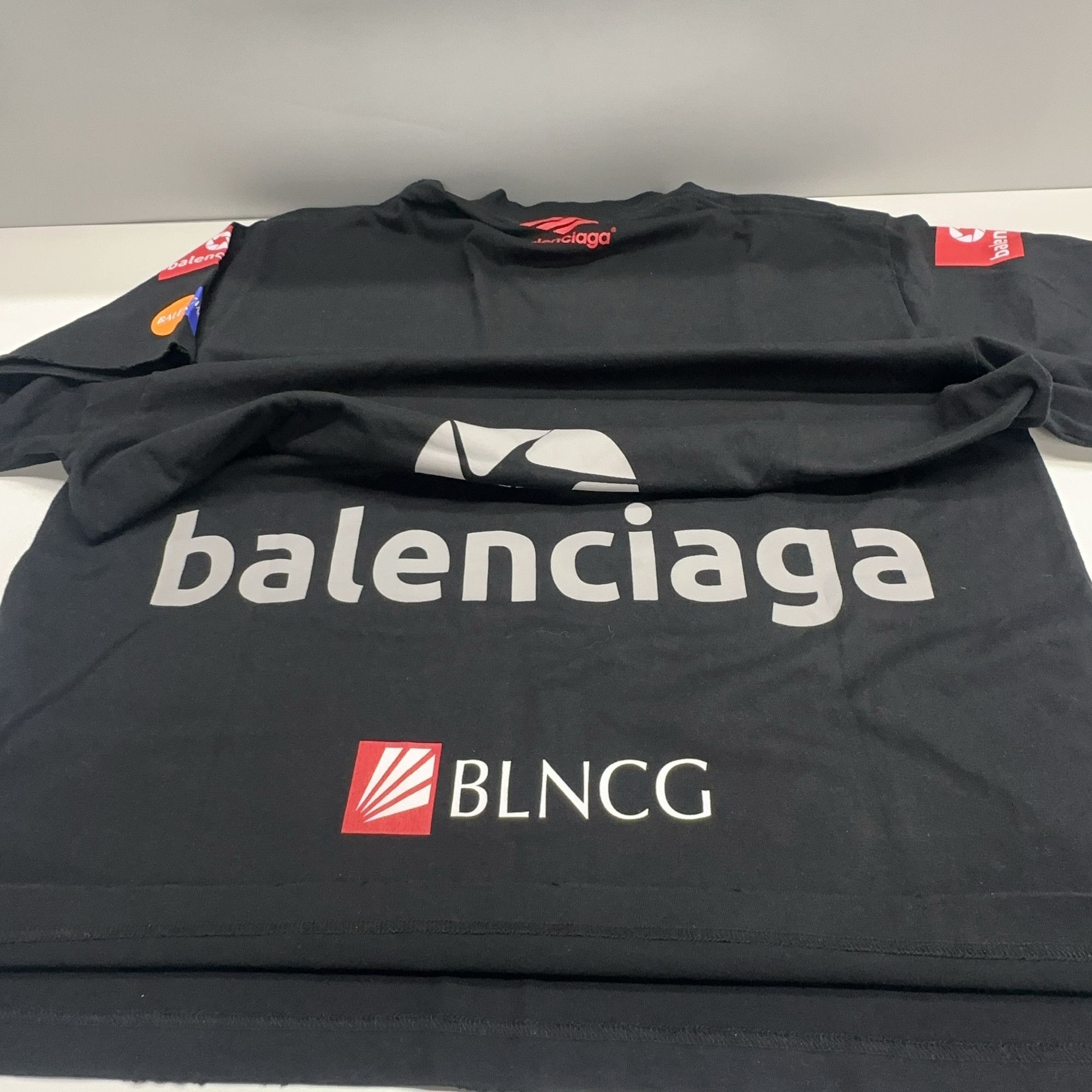 Balenciaga Balenciaga Multi Logo Print T-Shirt Size M Size US M / EU 48-50 / 2 - 11 Thumbnail
