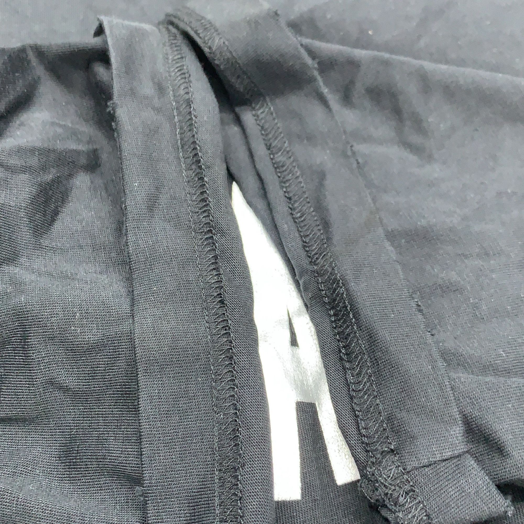 Balenciaga Balenciaga Tape Logo T-Shirt Size S Size US S / EU 44-46 / 1 - 6 Thumbnail