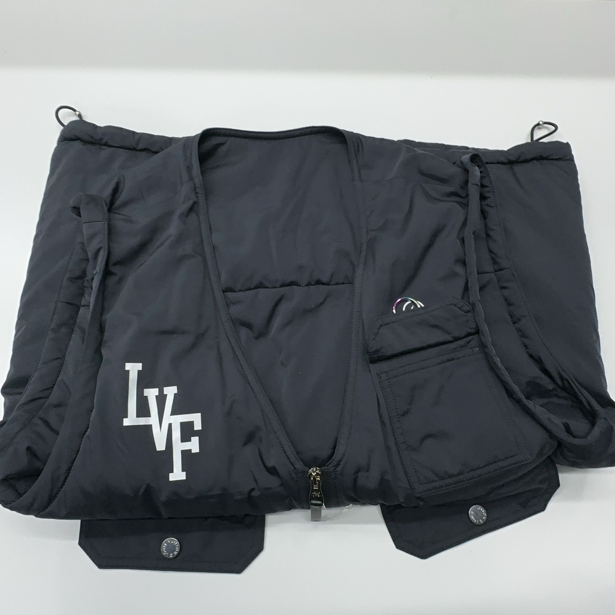 Louis Vuitton Louis Vuitton x Fragment Logo Vest Size 50 Size US M / EU 48-50 / 2 - 7 Thumbnail
