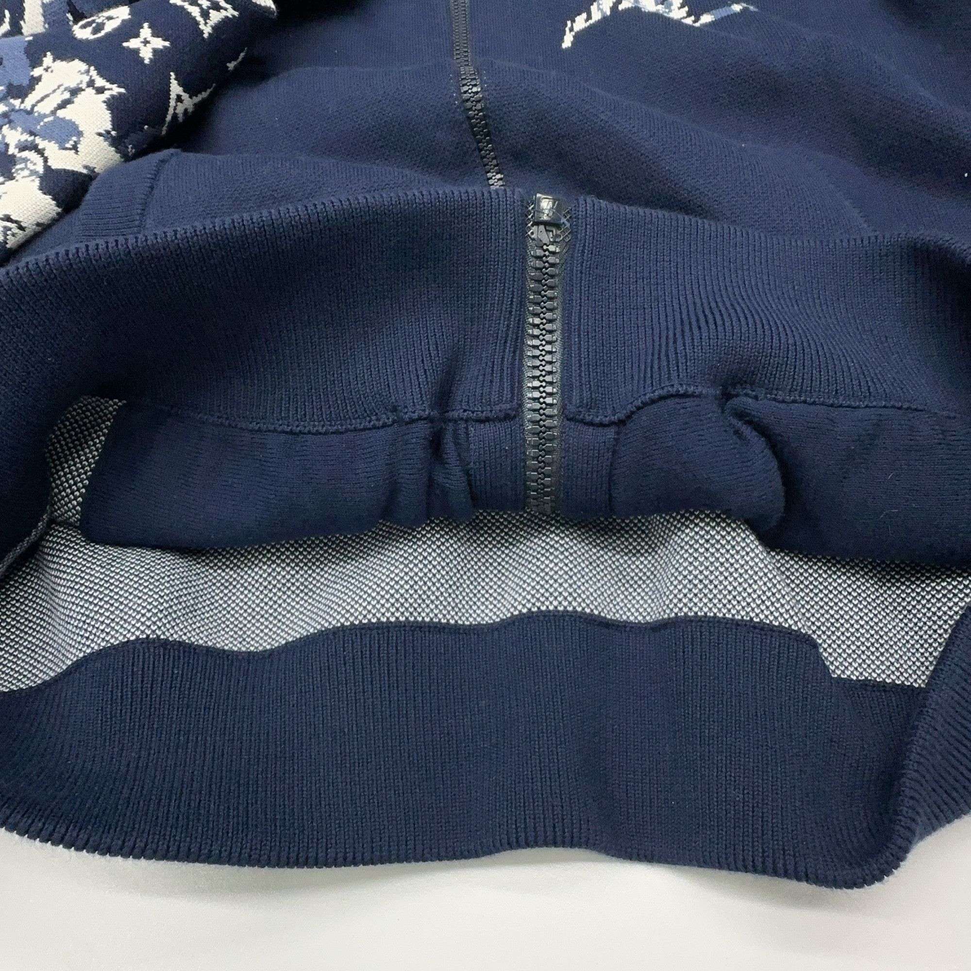 Louis Vuitton Louis Vuitton Monogram Bomber Jacket Size L Size US L / EU 52-54 / 3 - 7 Thumbnail