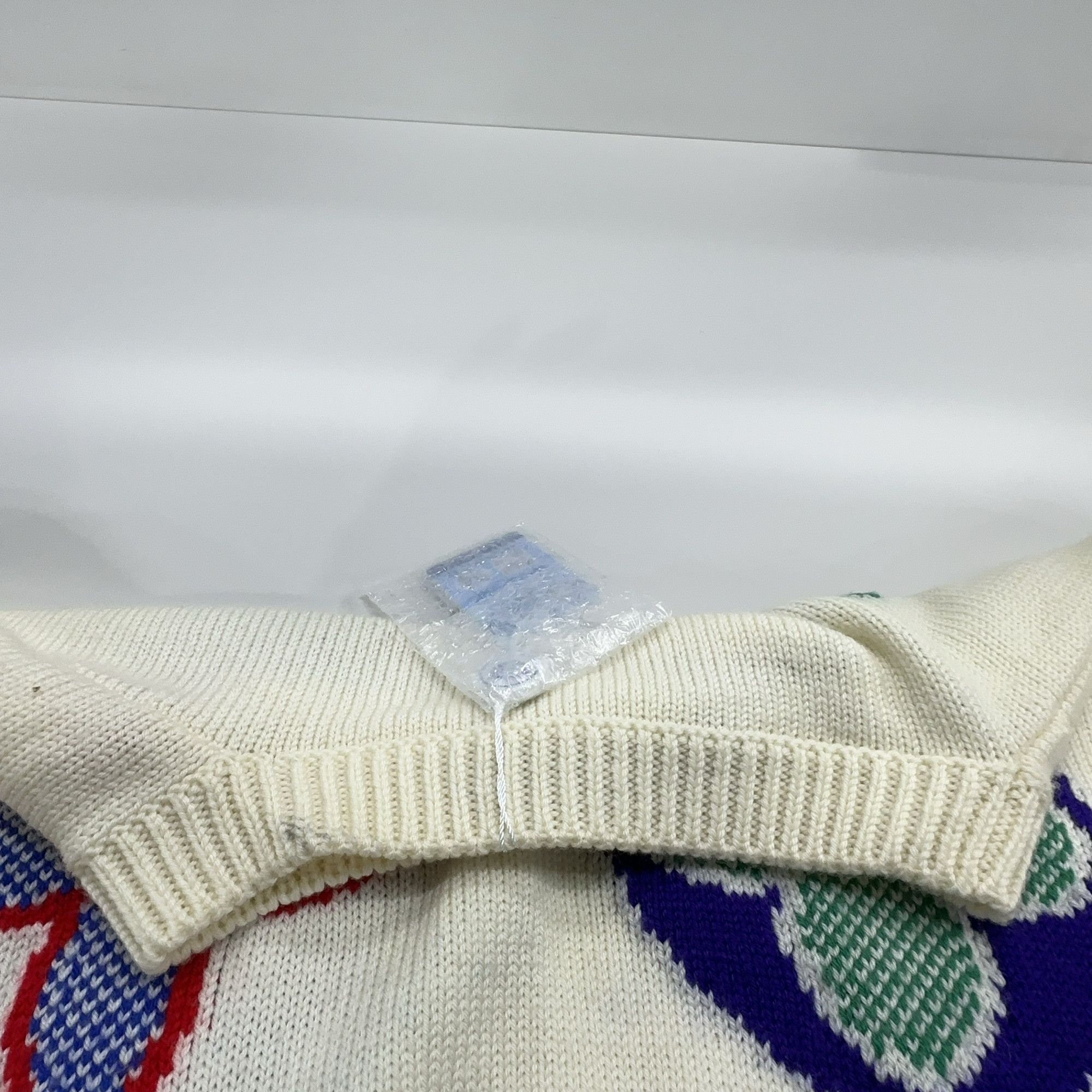 Louis Vuitton Louis Vuitton Monogram Wool Sweater White Size M Size US M / EU 48-50 / 2 - 5 Thumbnail