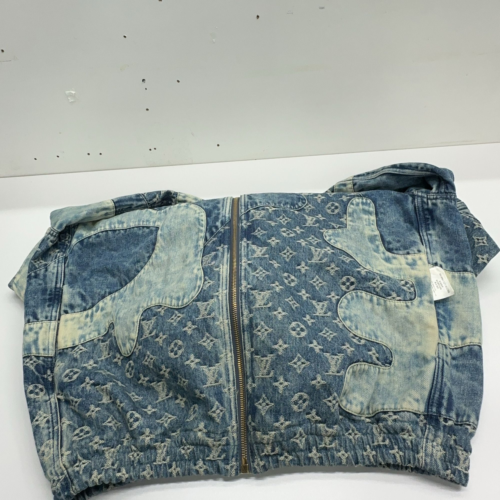 Louis Vuitton Louis Vuitton Monogram Hooded Denim Jacket Size 52 Size US L / EU 52-54 / 3 - 10 Thumbnail