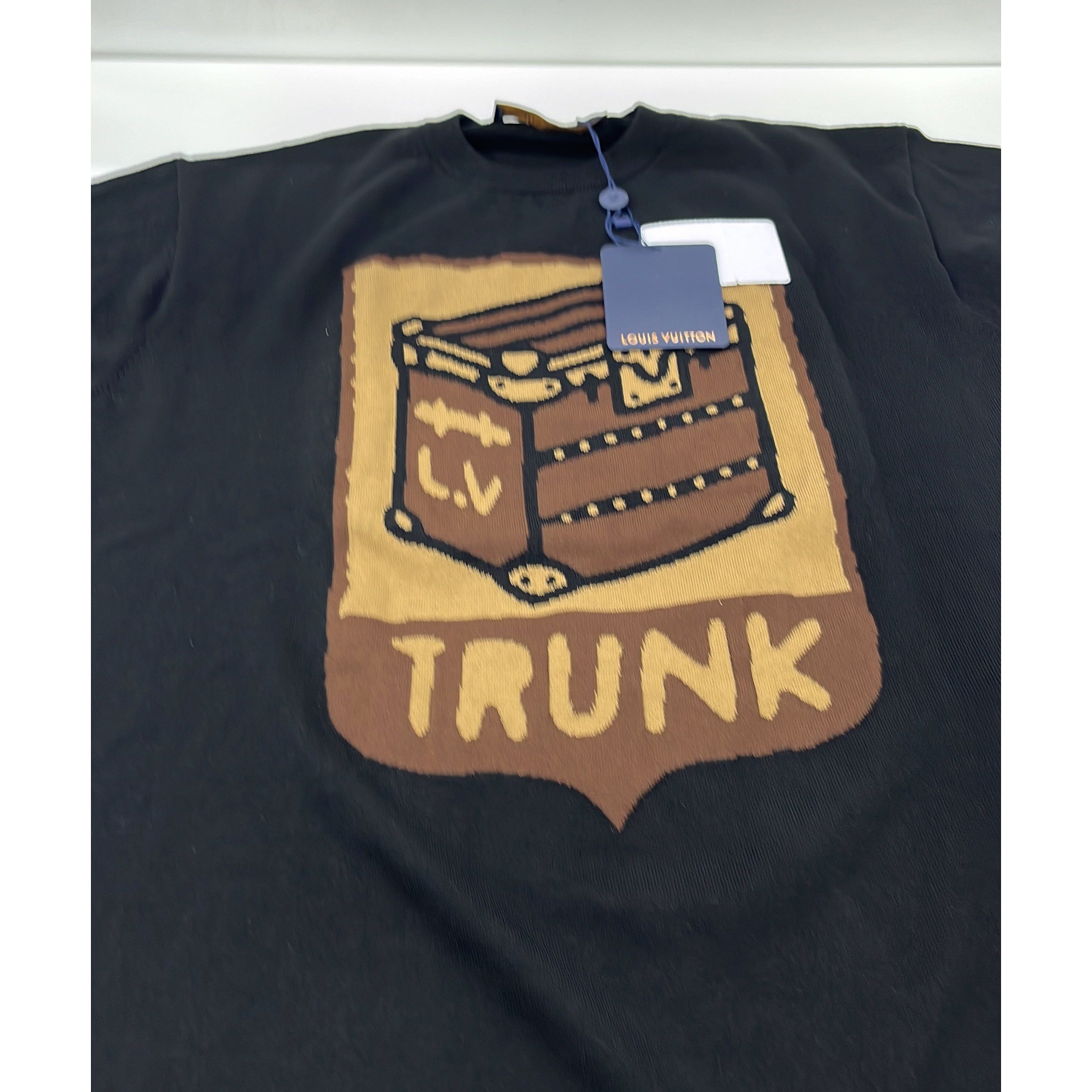 Louis Vuitton Louis Vuitton Trunk Graphic T-Shirt Size S Size US S / EU 44-46 / 1 - 4 Thumbnail