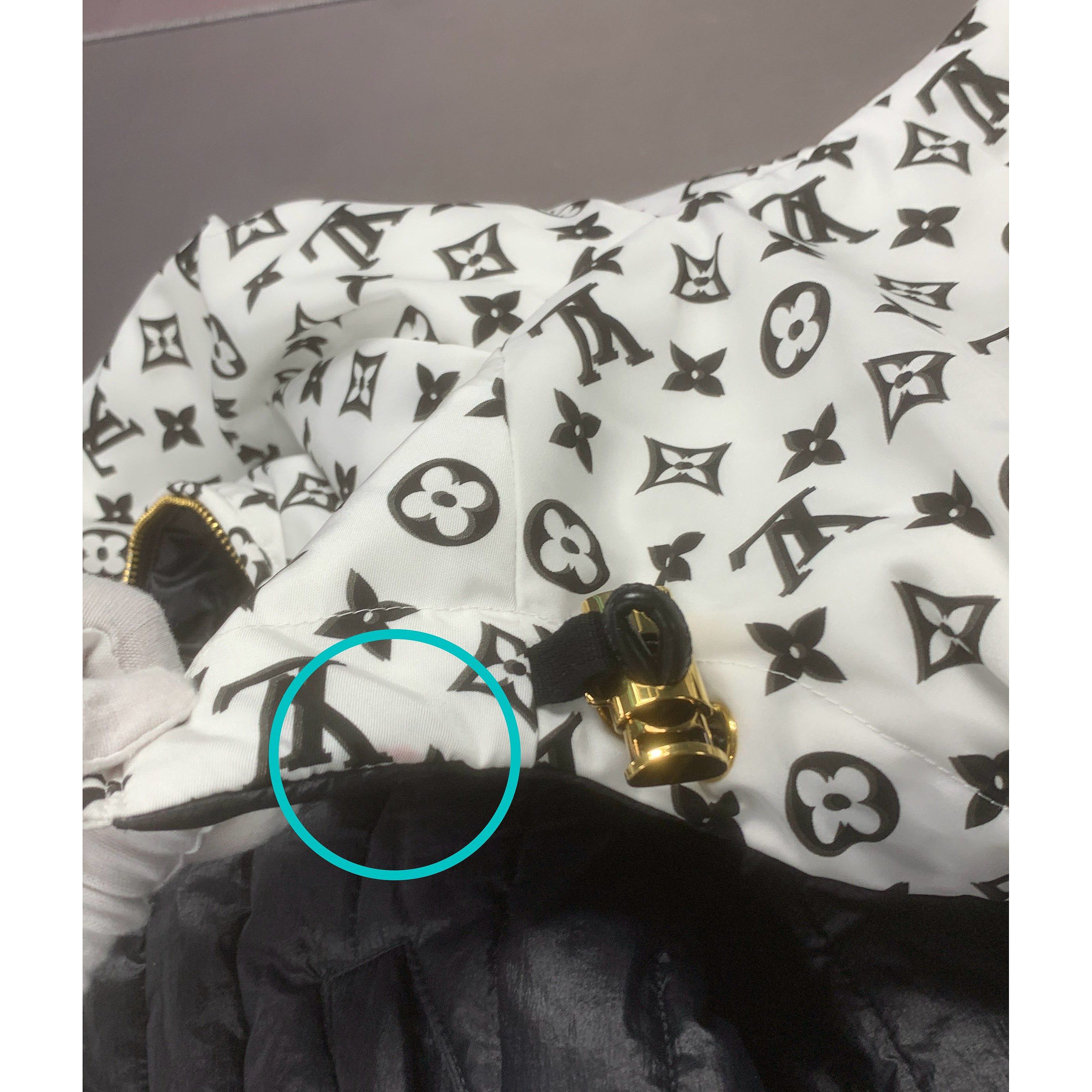 Louis Vuitton Louis Vuitton Monogram Reversible Hooded Jacket Size 34 Size XS / US 0-2 / IT 36-38 - 4 Thumbnail