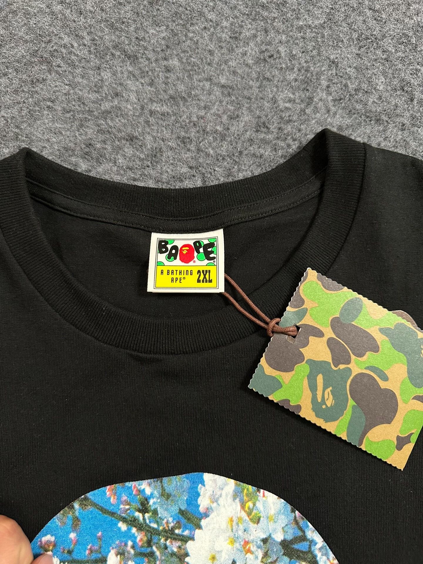 Bape A Bathing Ape Mt. Fuji Cherry Blossom Graphic T-Shirt XXL Size US XXL / EU 58 / 5 - 6 Thumbnail