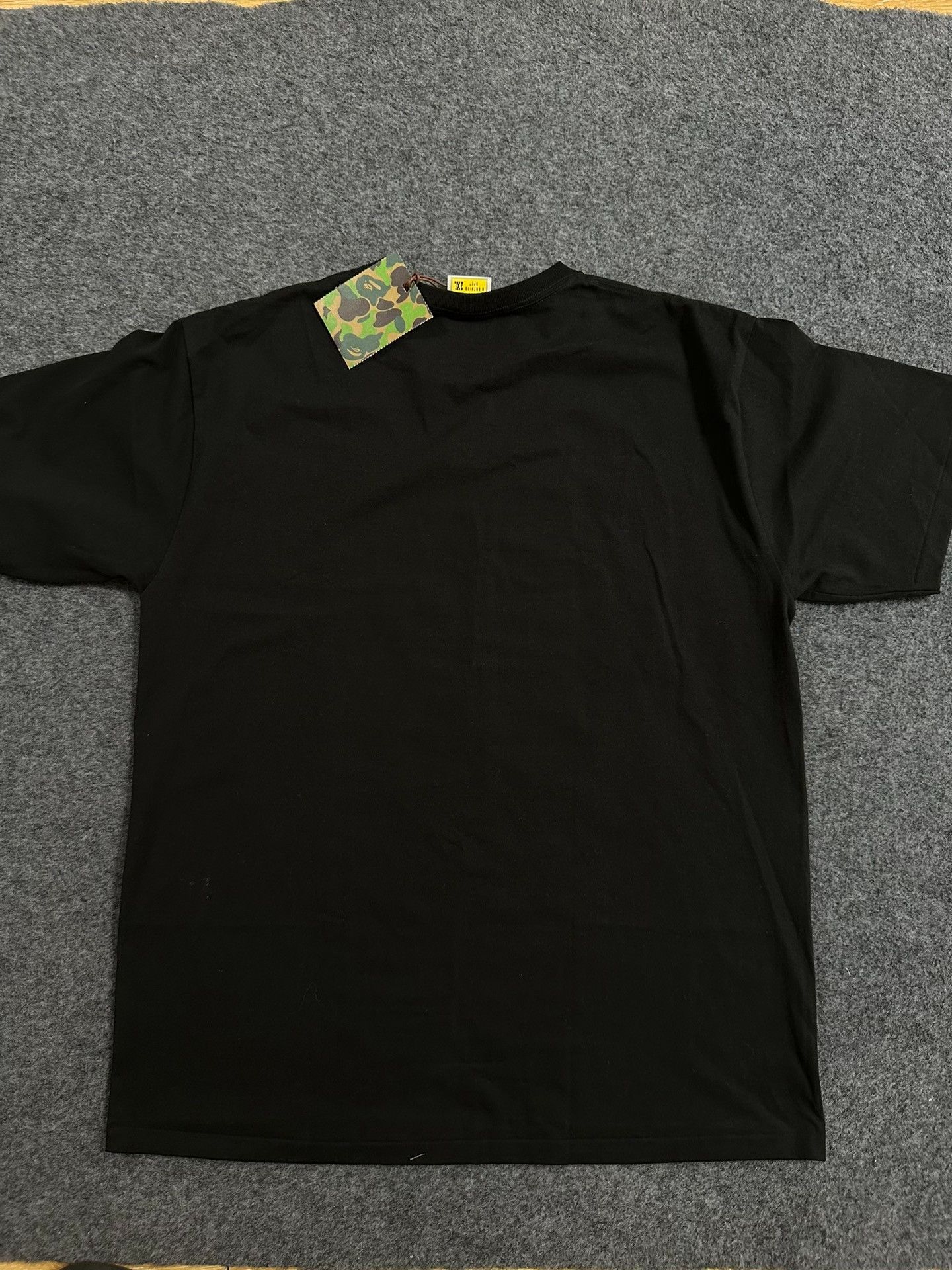 Bape A Bathing Ape Mt. Fuji Cherry Blossom Graphic T-Shirt XXL Size US XXL / EU 58 / 5 - 3 Thumbnail