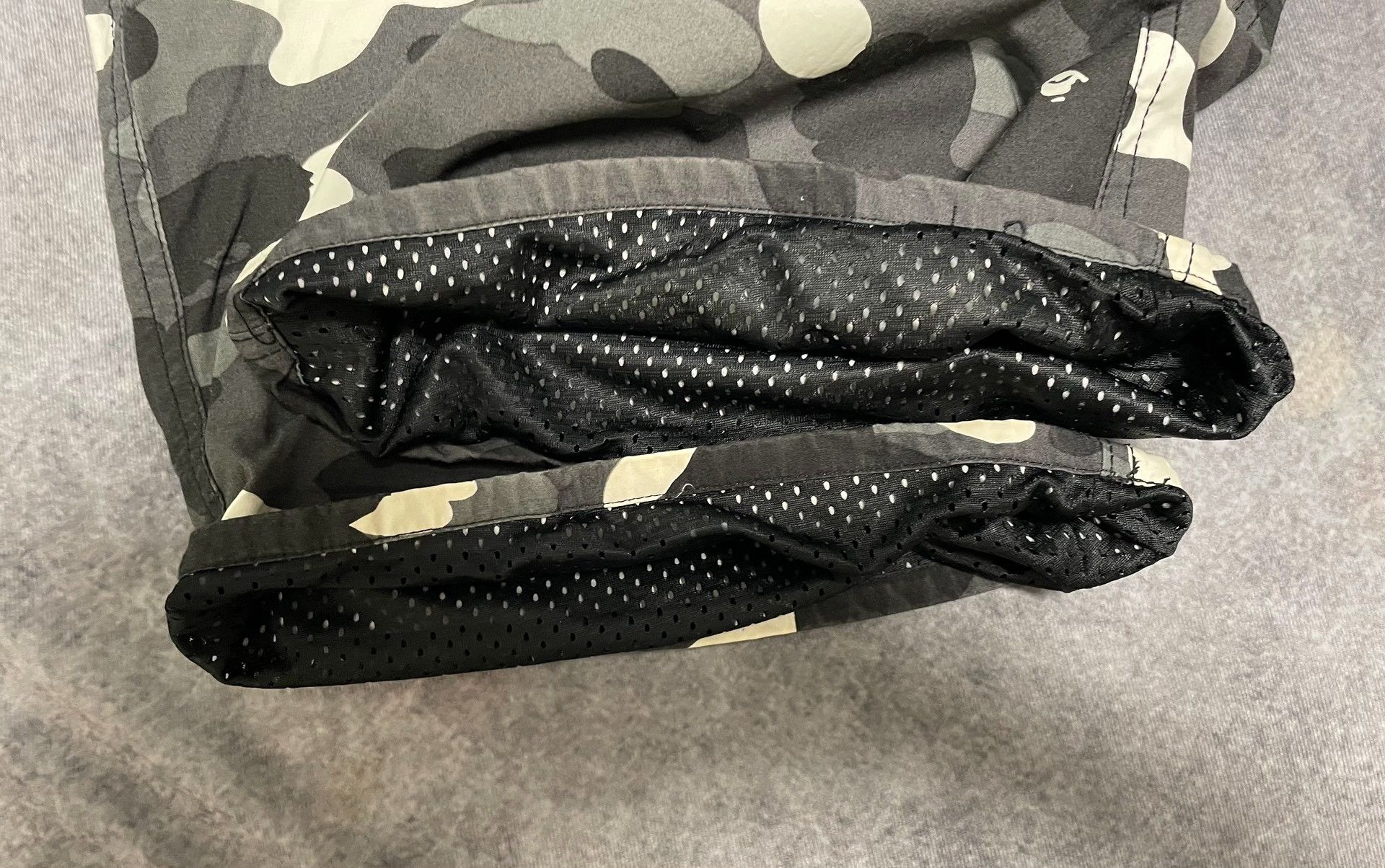 Bape A Bathing Ape Camo Shorts Size XL Size US 36 / EU 52 - 7 Thumbnail