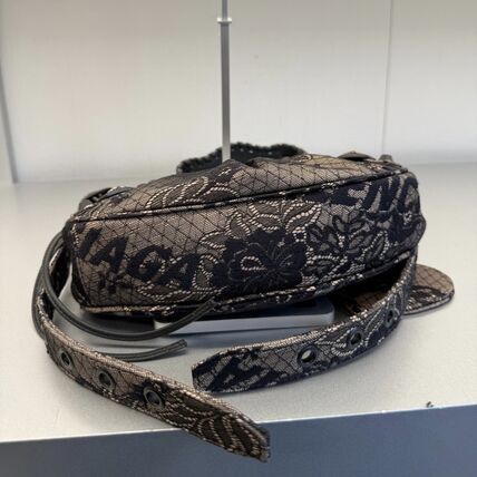 Balenciaga le cagole xs shoulder bag in black dentelle and beige nappa lambskin Size ONE SIZE - 3 Thumbnail