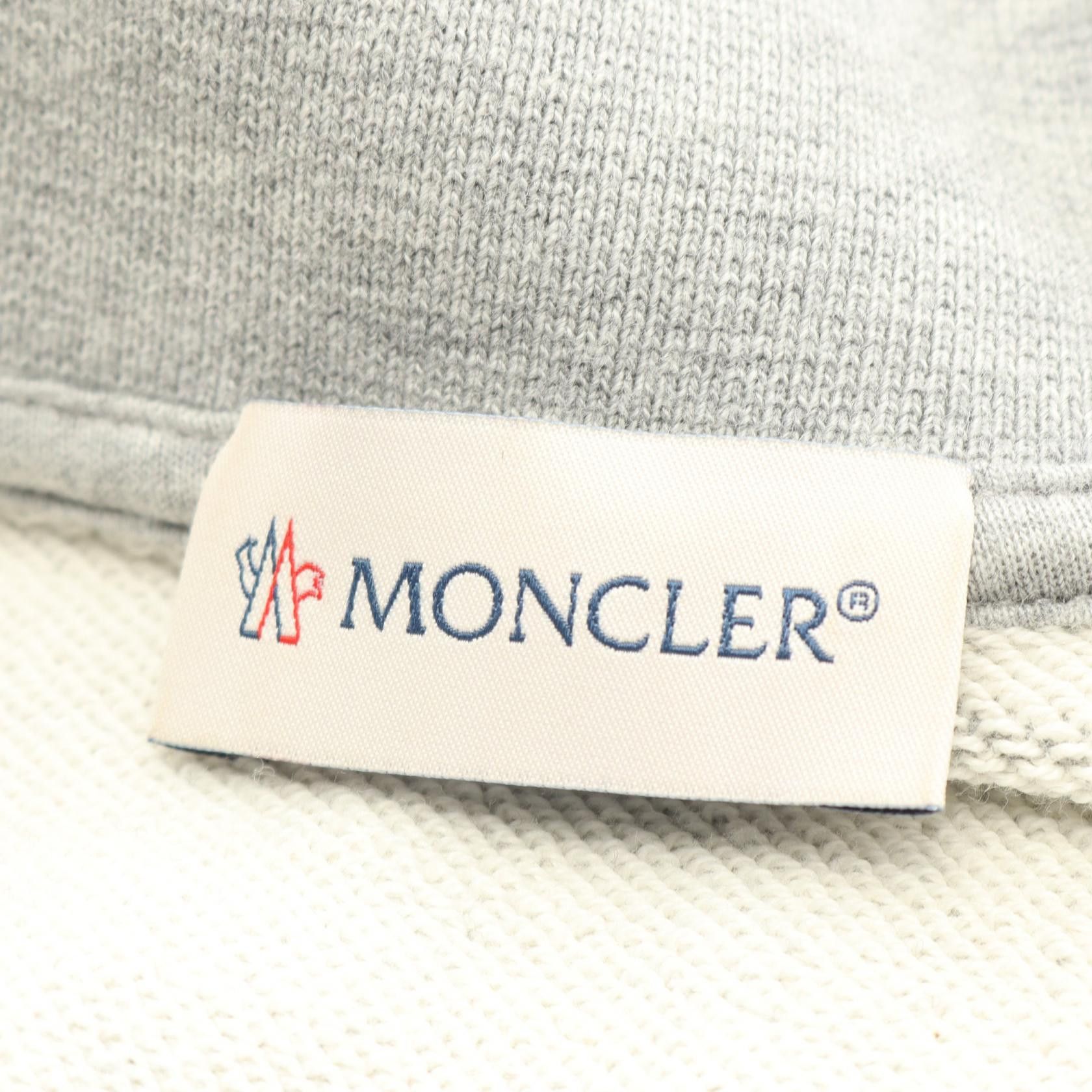Moncler Moncler Moncler Tricolor Cotton Outerwear Textile Outerwear F20918G75300 DUTY FREE for USA Size ONE SIZE - 3 Thumbnail