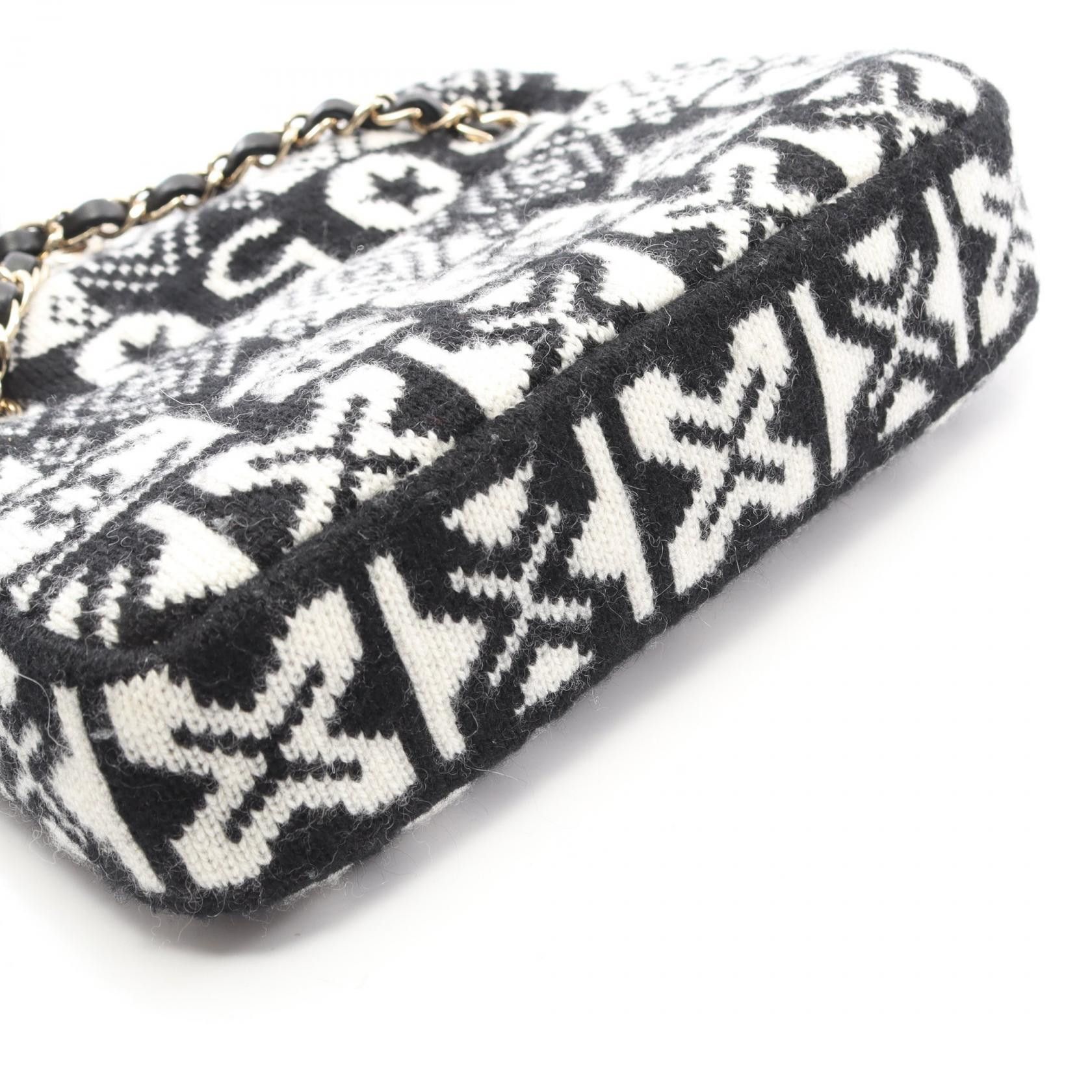 Chanel Chanel Chanel Coco Neige Wool Shoulder Bag Textile Shoulder Bag DUTY FREE for USA Size ONE SIZE - 9 Thumbnail