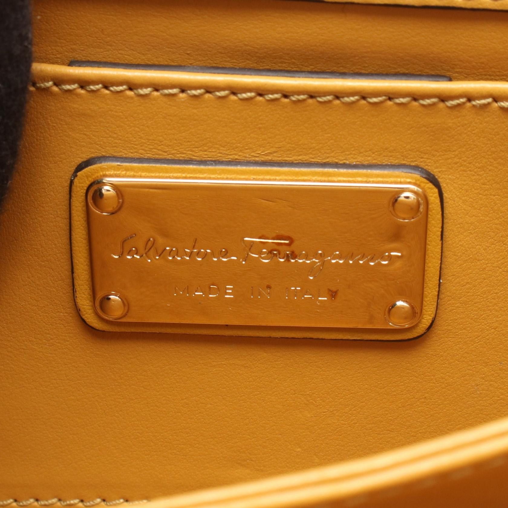 Salvatore Ferragamo Salvatore Ferragamo Salvatore Ferragamo Leather Shoulder Bag Leather Shoulder Bag DUTY FREE for USA Size ONE SIZE - 4 Thumbnail