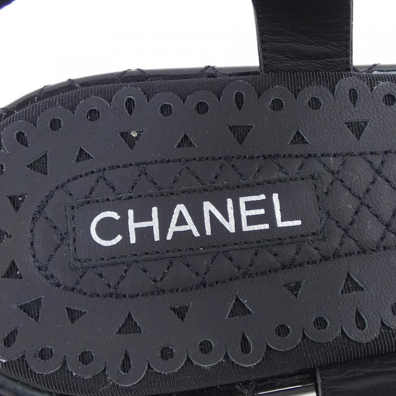 Chanel Chanel Chanel Patent Calfskin Sandals Leather Shoes G31341X01012 DUTY FREE for USA Size ONE SIZE - 6 Thumbnail