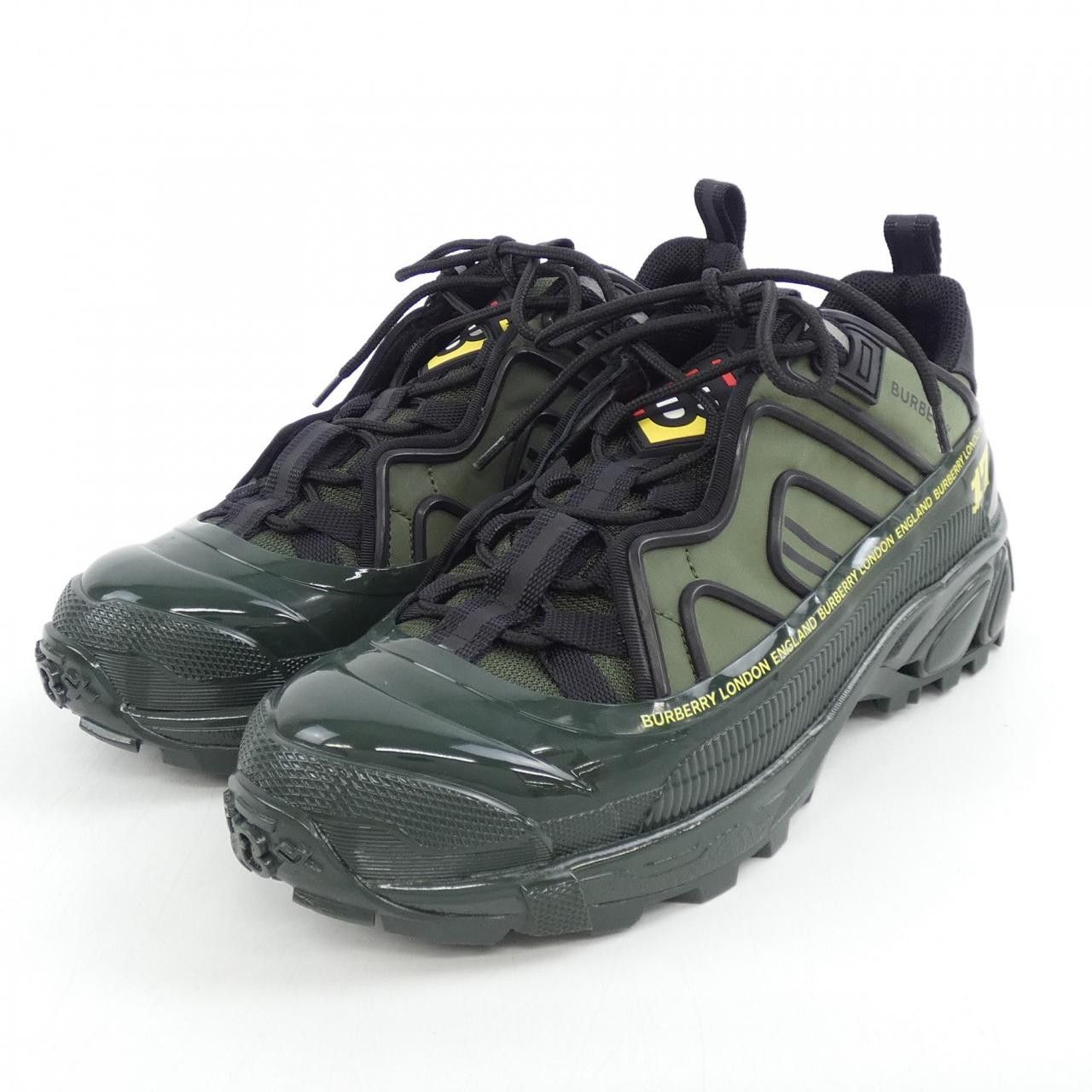 Burberry Burberry Burberry Sneakers Plastic / Synthetic Shoes 8027252 DUTY FREE for USA Size ONE SIZE - 3 Thumbnail