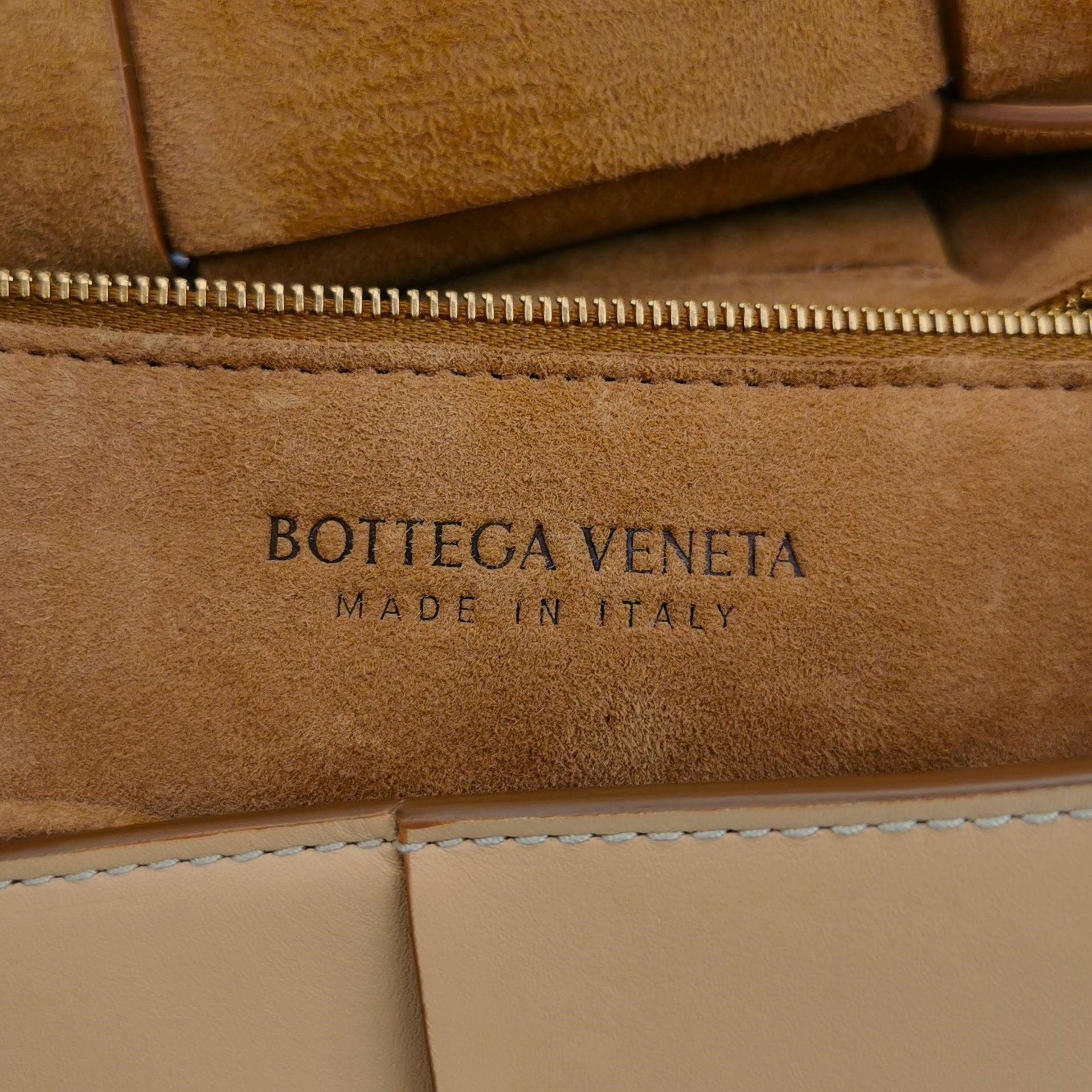 Bottega Veneta Bottega Veneta Women os Shoulder Bags Size ONE SIZE - 8 Thumbnail