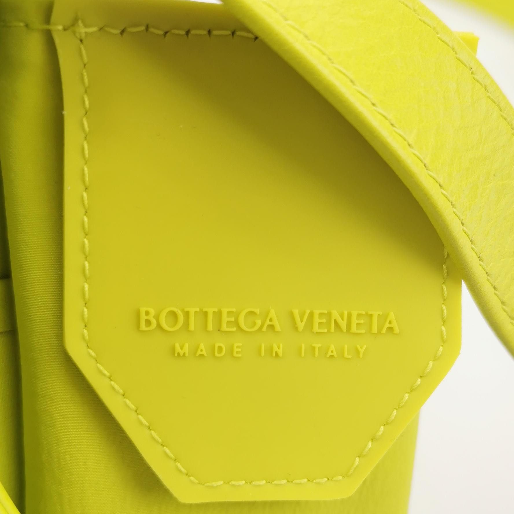 Bottega Veneta Bottega Veneta Women os Shoulder Bags Size ONE SIZE - 8 Thumbnail