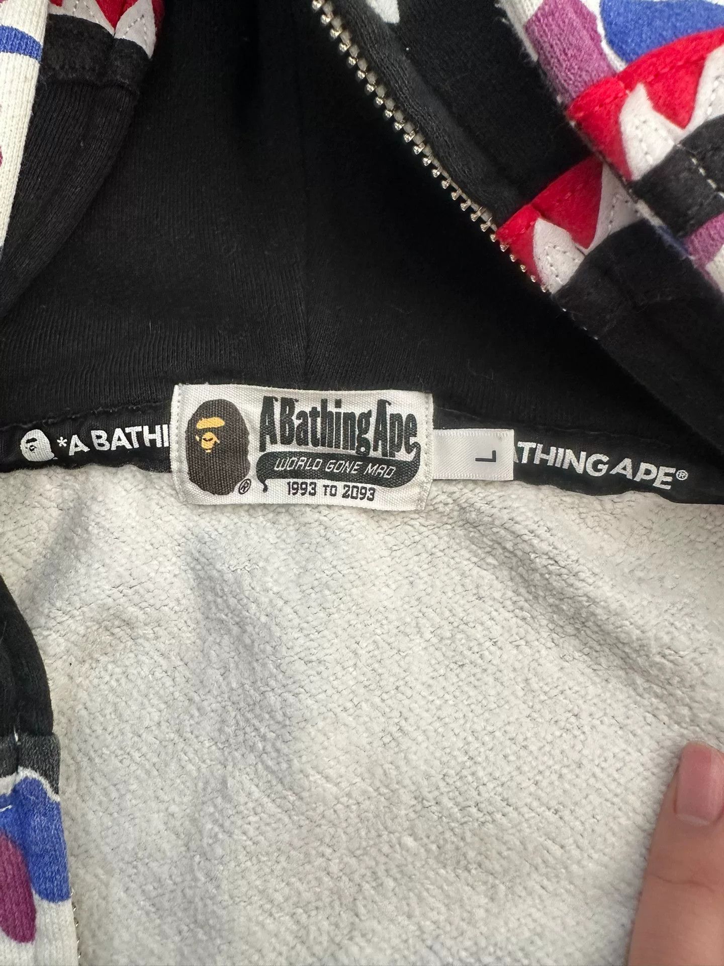 Bape Bape Multi Camo Shark Zip Hoodie L Size US L / EU 52-54 / 3 - 5 Thumbnail