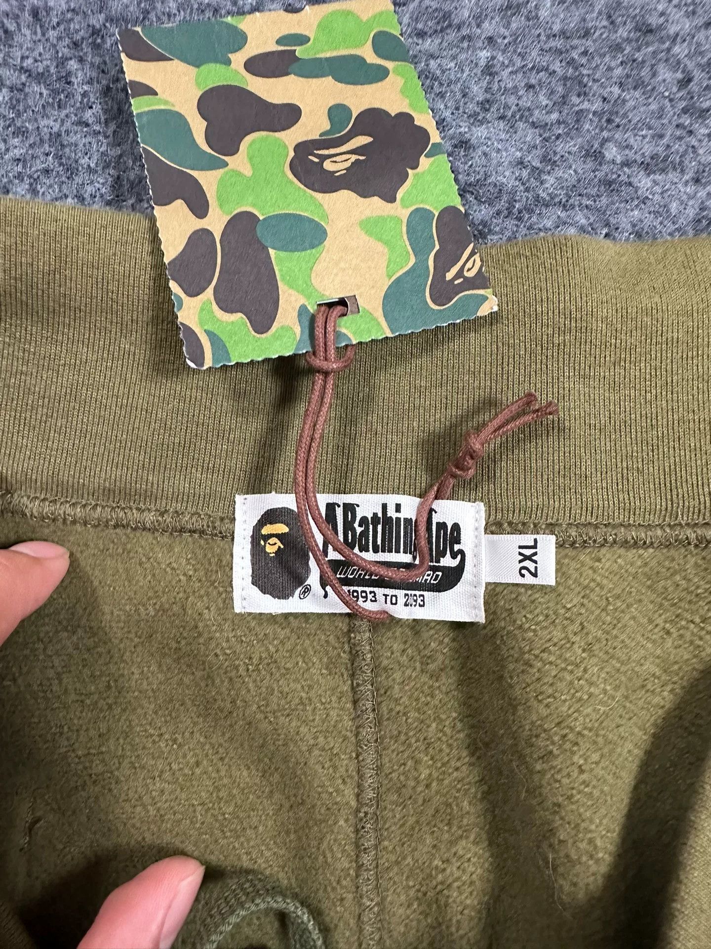 Bape A Bathing Ape Camo Shark Shorts Size XXL Size US 38 / EU 54 - 3 Thumbnail
