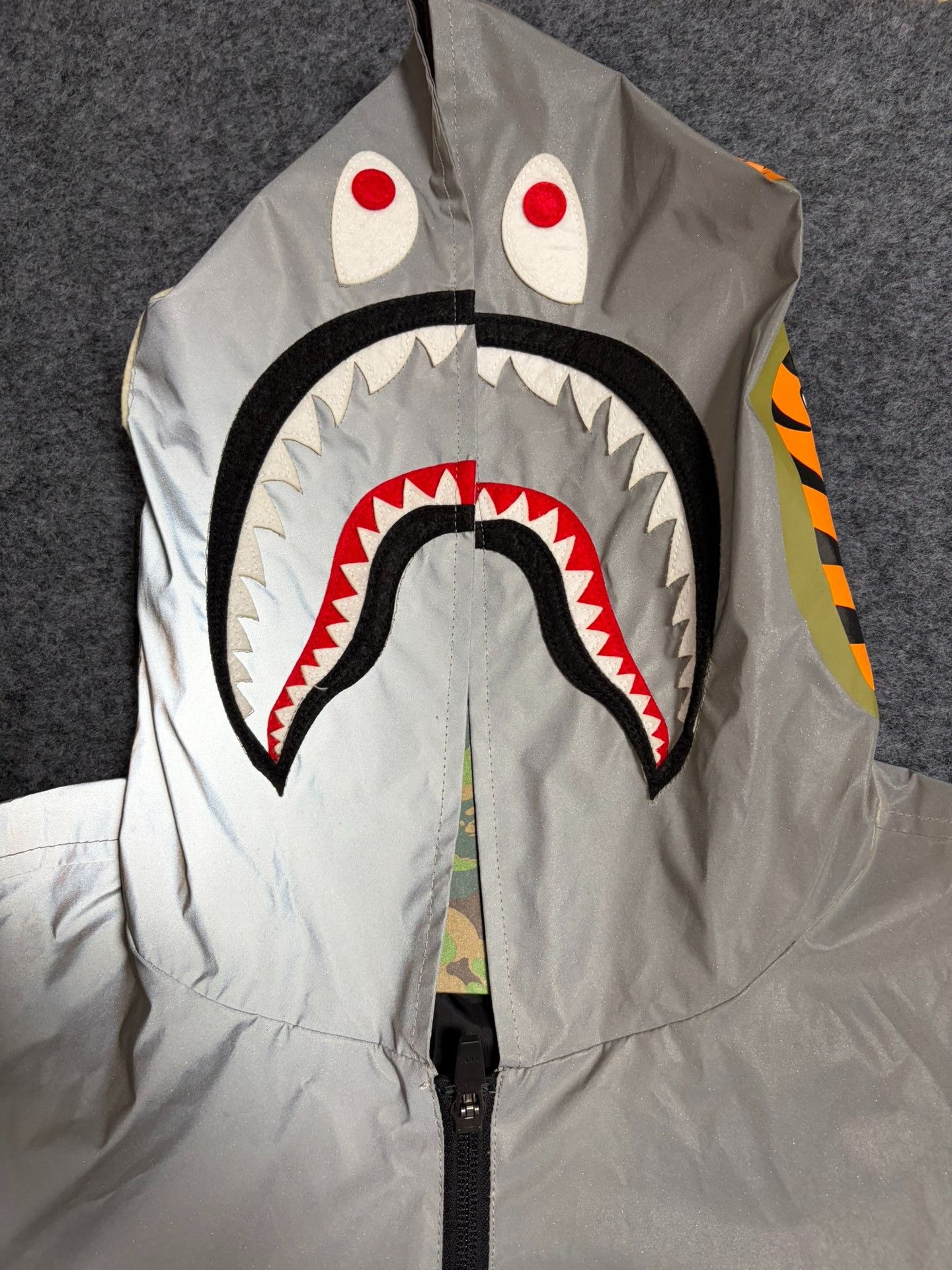 Bape A Bathing Ape 3M Reflective Shark Hoodie Size XL Size US XL / EU 56 / 4 - 4 Thumbnail