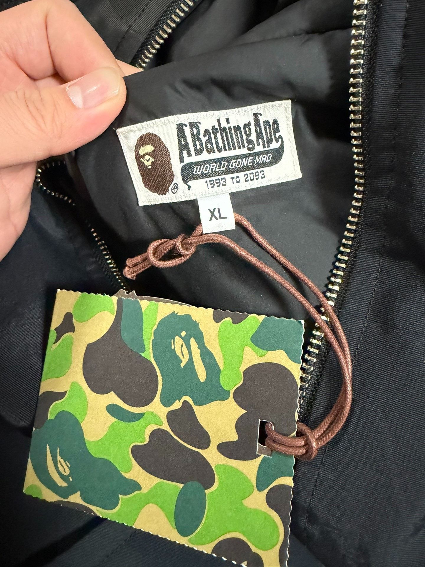 Bape A Bathing Ape Shark Camo Down Jacket Size XL Size US XL / EU 56 / 4 - 7 Thumbnail