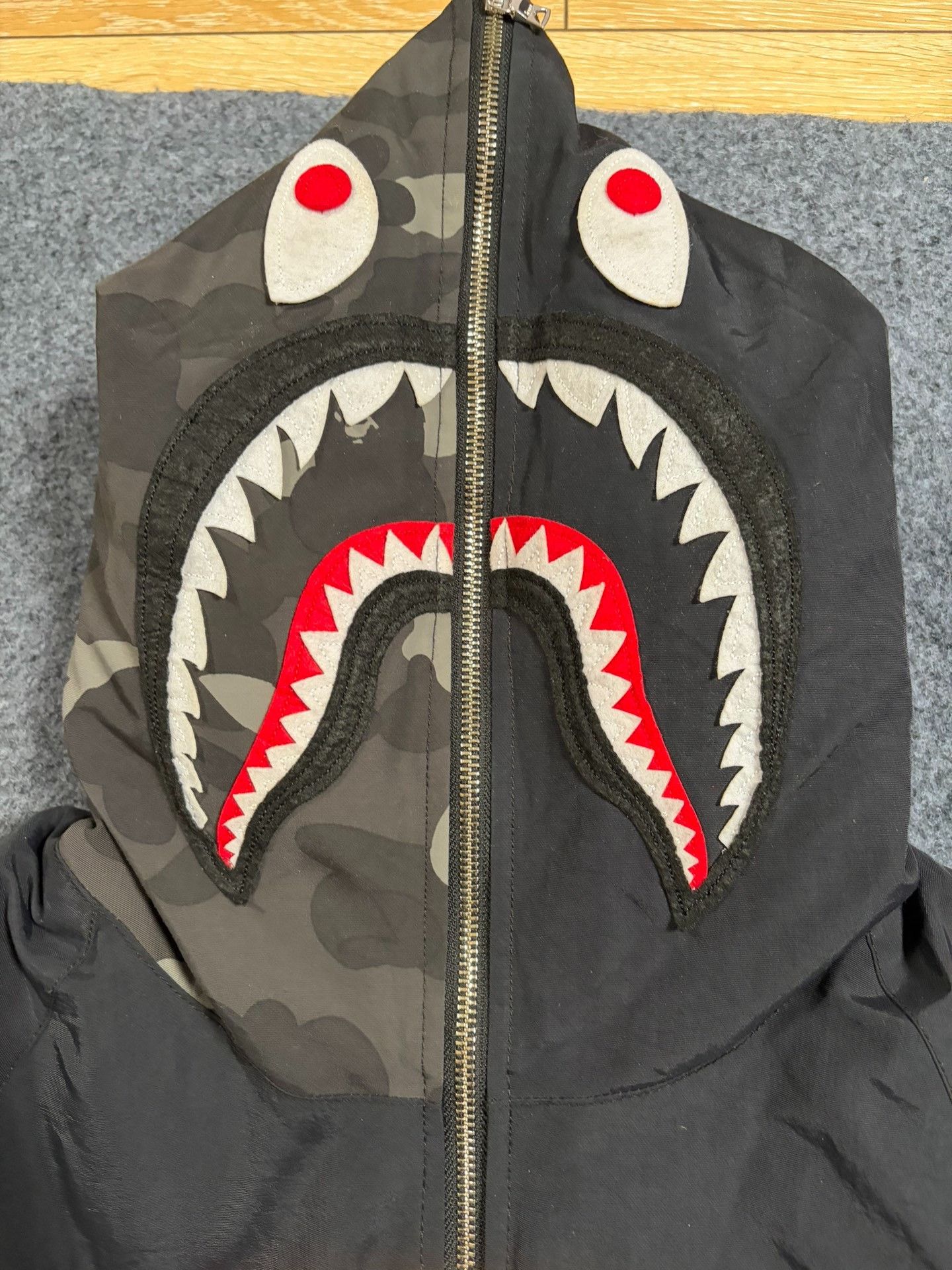 Bape A Bathing Ape Shark Camo Down Jacket Size XL Size US XL / EU 56 / 4 - 4 Thumbnail