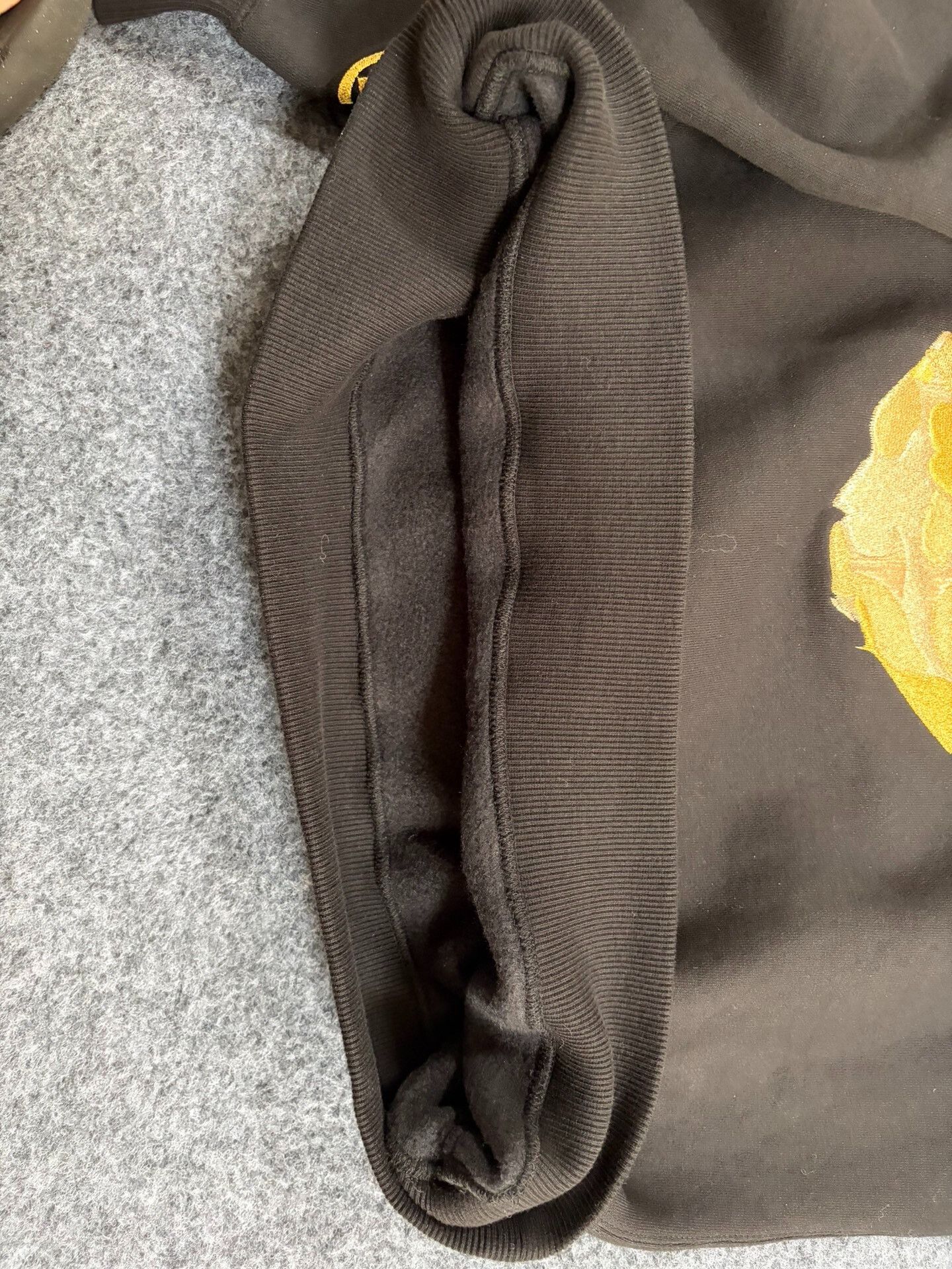 Bape A Bathing Ape Gold Camo Head Sweatshirt Size L Size US L / EU 52-54 / 3 - 6 Thumbnail