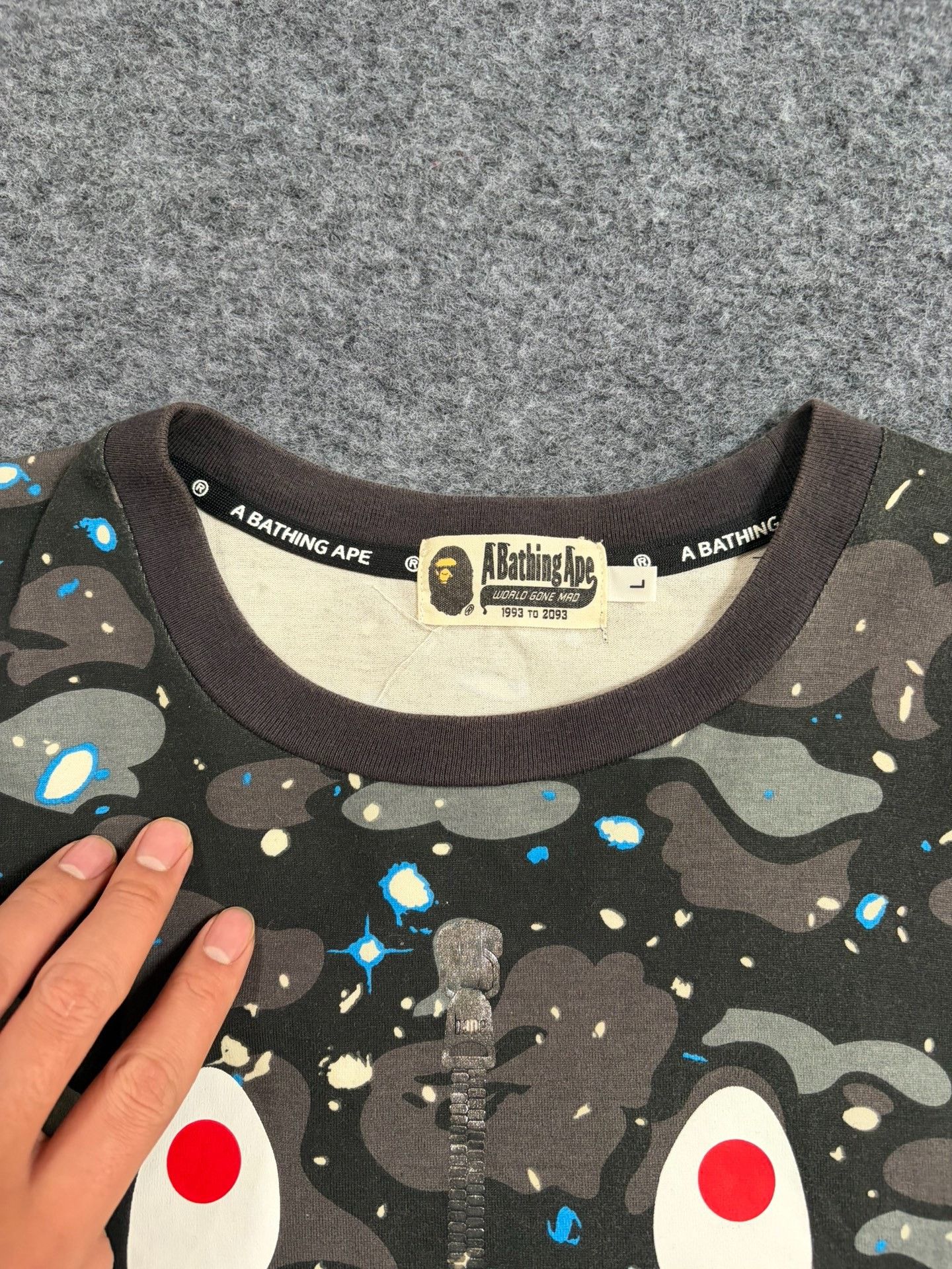Bape BAPE Space Camo Shark T-Shirt Size L Size US L / EU 52-54 / 3 - 5 Thumbnail