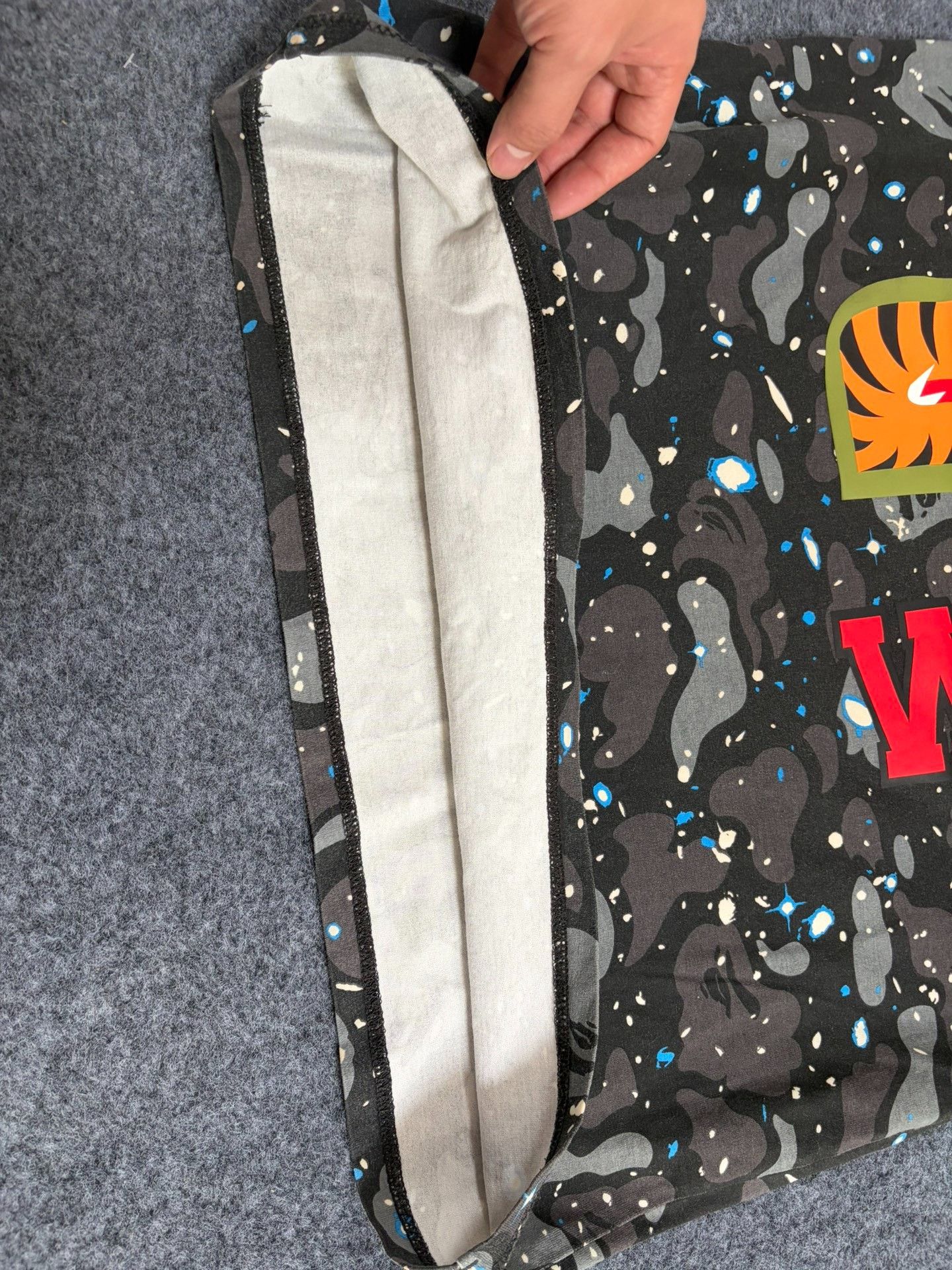 Bape BAPE Space Camo Shark T-Shirt Size L Size US L / EU 52-54 / 3 - 8 Thumbnail