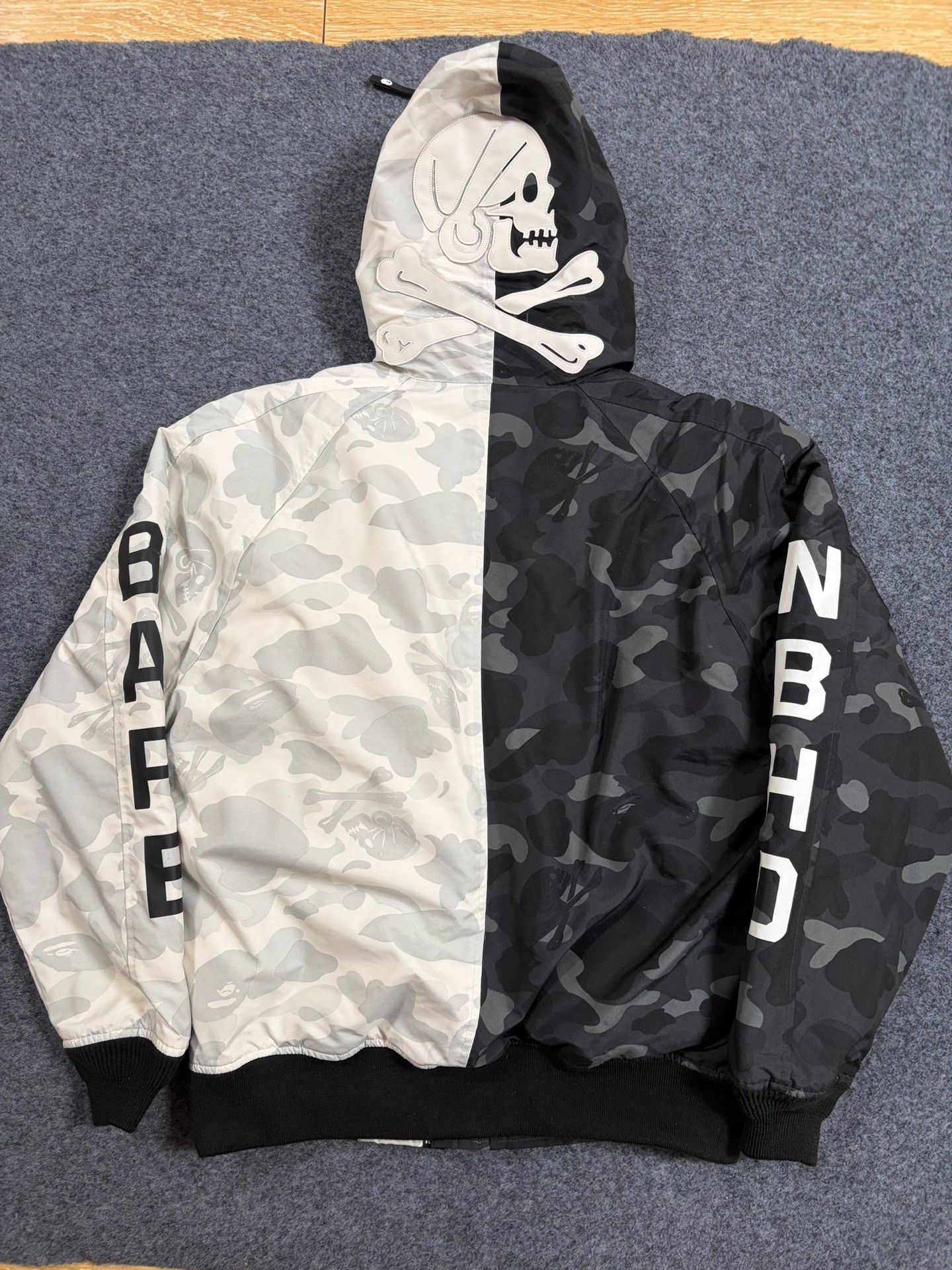 Bape A Bathing Ape x Neighborhood Shark Puffer Jacket Size M Size US M / EU 48-50 / 2 - 3 Thumbnail