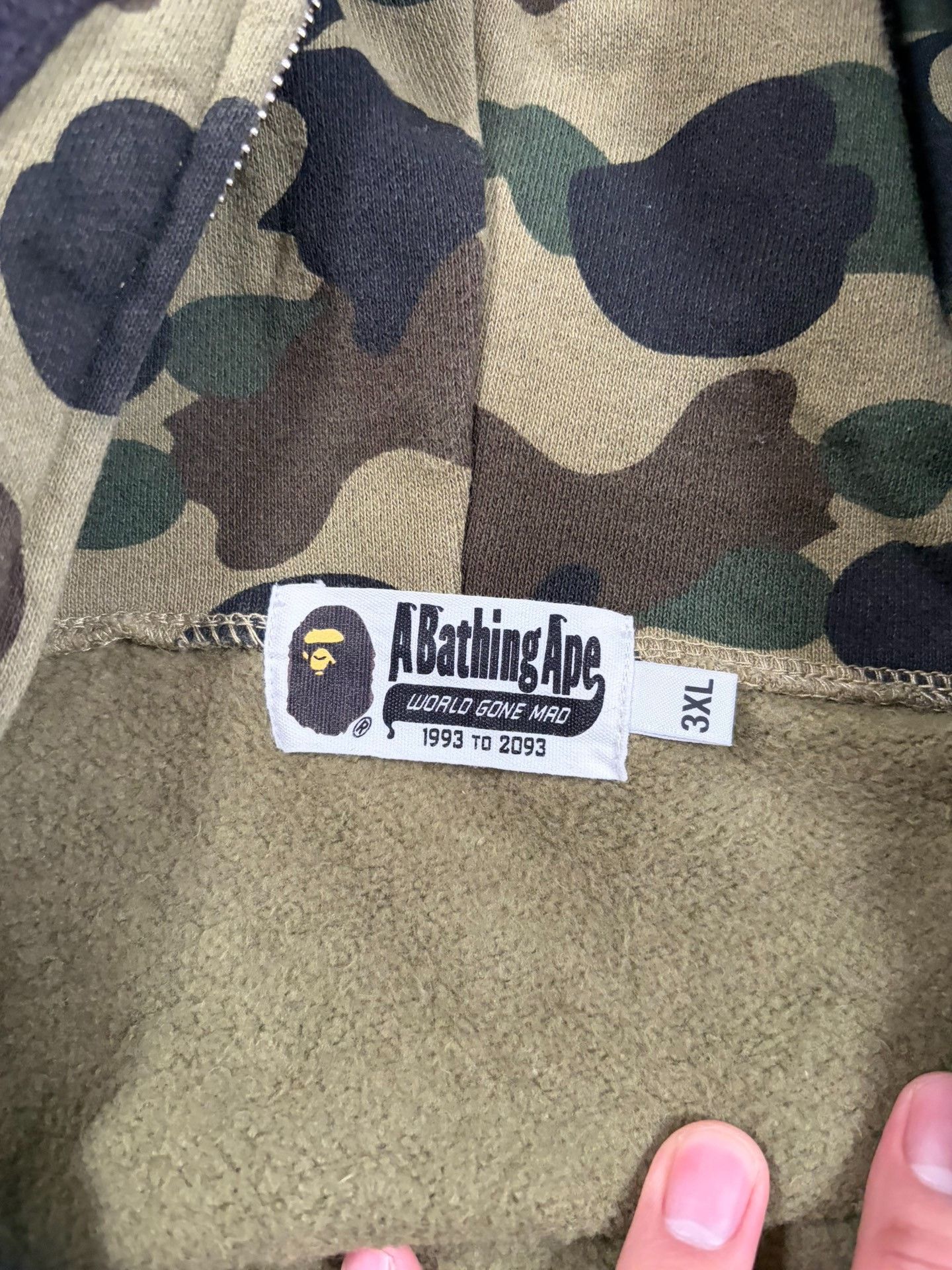 Bape A Bathing Ape Camo Shark Hoodie 3XL Size US XXL / EU 58 / 5 - 5 Thumbnail