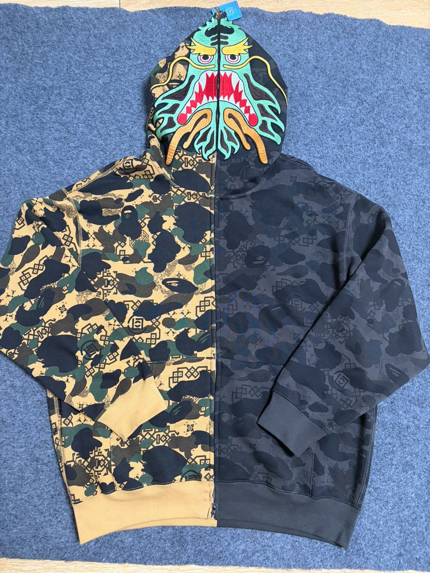 Bape BAPE x CLOT Dragon Full Zip Hoodie Size XL Size US XL / EU 56 / 4 - 2 Thumbnail