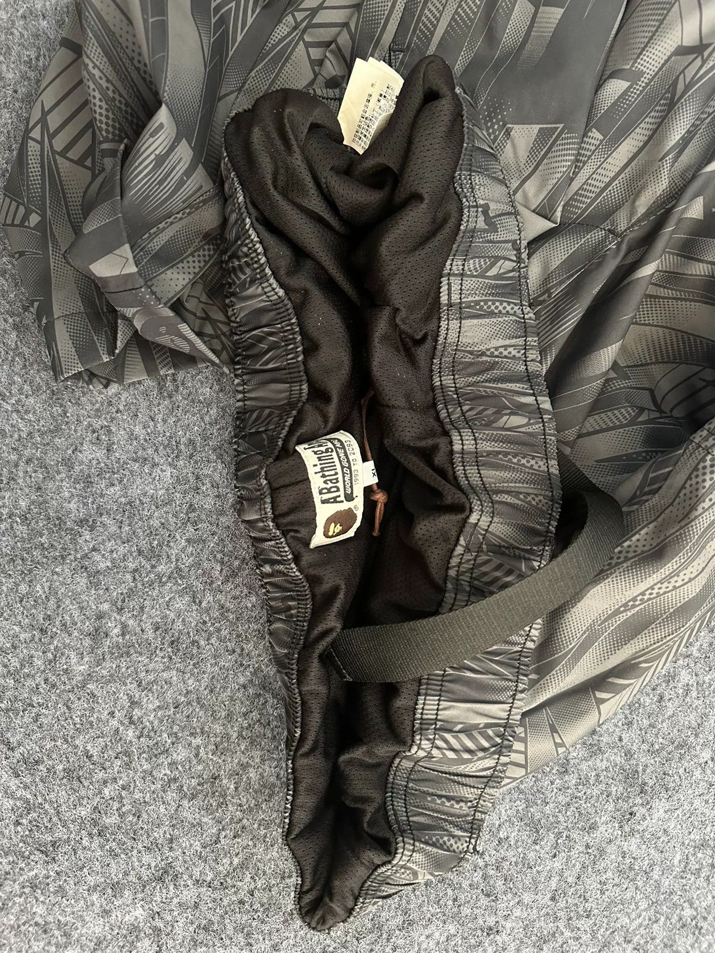 Bape A Bathing Ape Geometric Camo Cargo Pants Size XL Size US 36 / EU 52 - 5 Thumbnail
