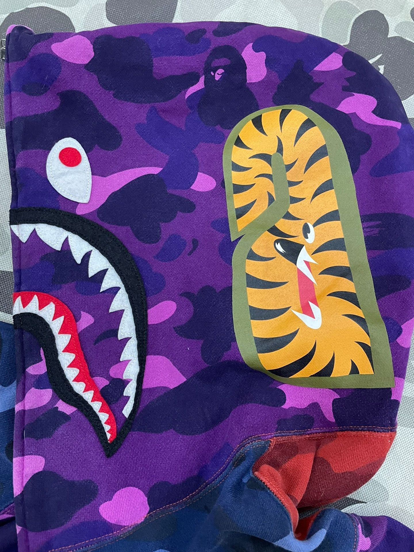 Bape BAPE Multi Camo Shark Hoodie Size XXL Size US XXL / EU 58 / 5 - 5 Thumbnail
